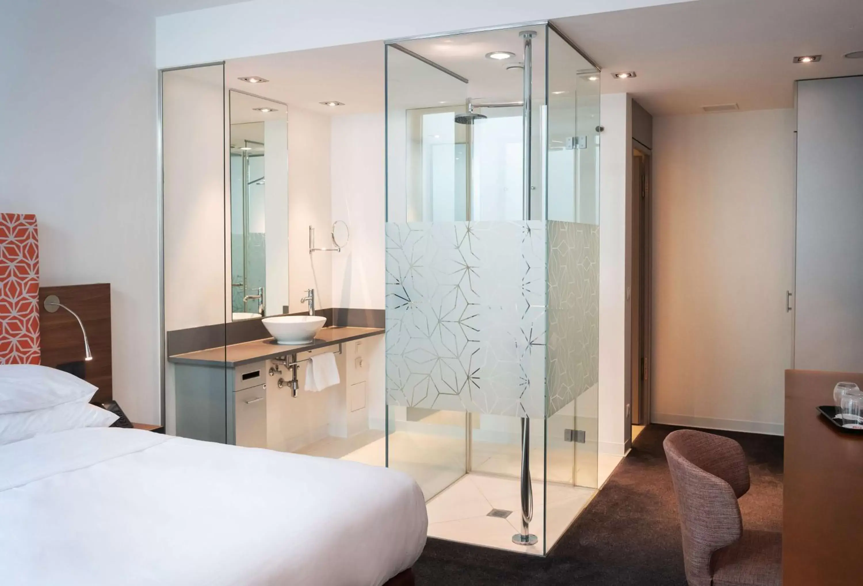 Junior Suite in DoubleTree by Hilton Frankfurt Niederrad Junior Suite in DoubleTree by Hilton Frankfurt Niederrad