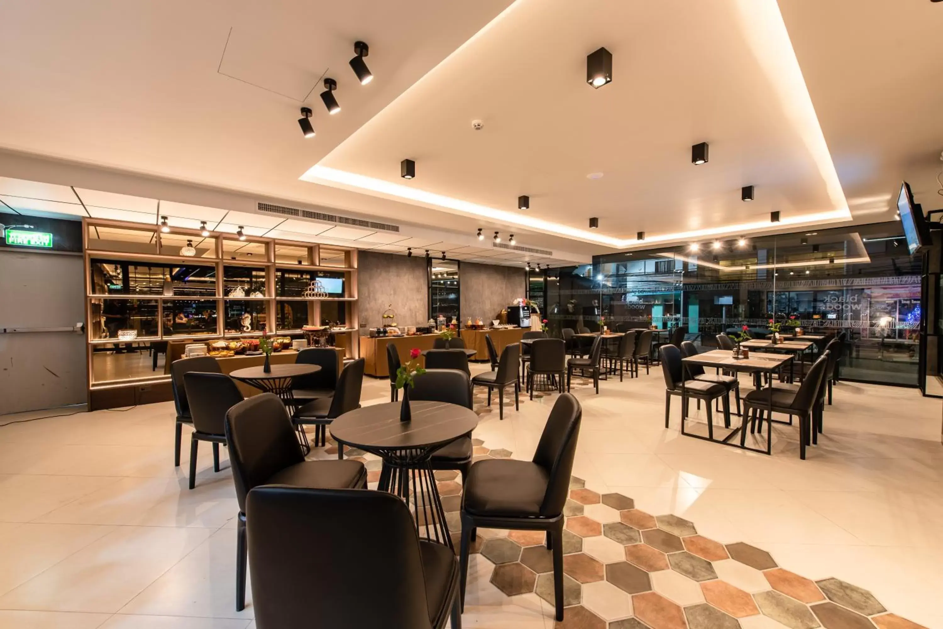 Restaurant/places to eat in Blackwoods Hotel Pattaya - SHA Extra Plus Restaurant/places to eat in Blackwoods Hotel Pattaya - SHA Extra Plus