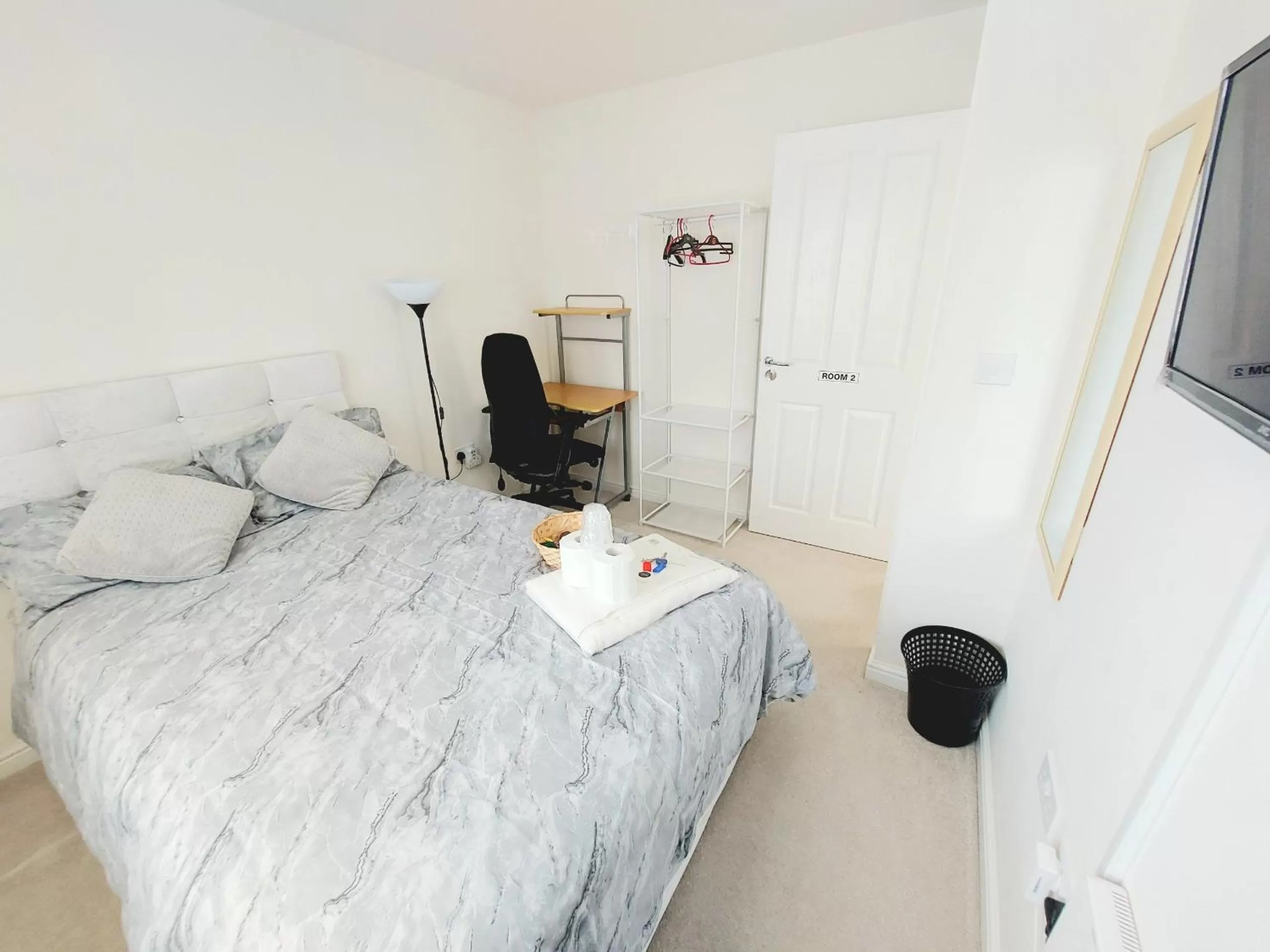 Bedroom, Bed in 3-BED HOME, FULL KITCHEN, ENSUITE, in TELFORD OAKENGATES KETLEY