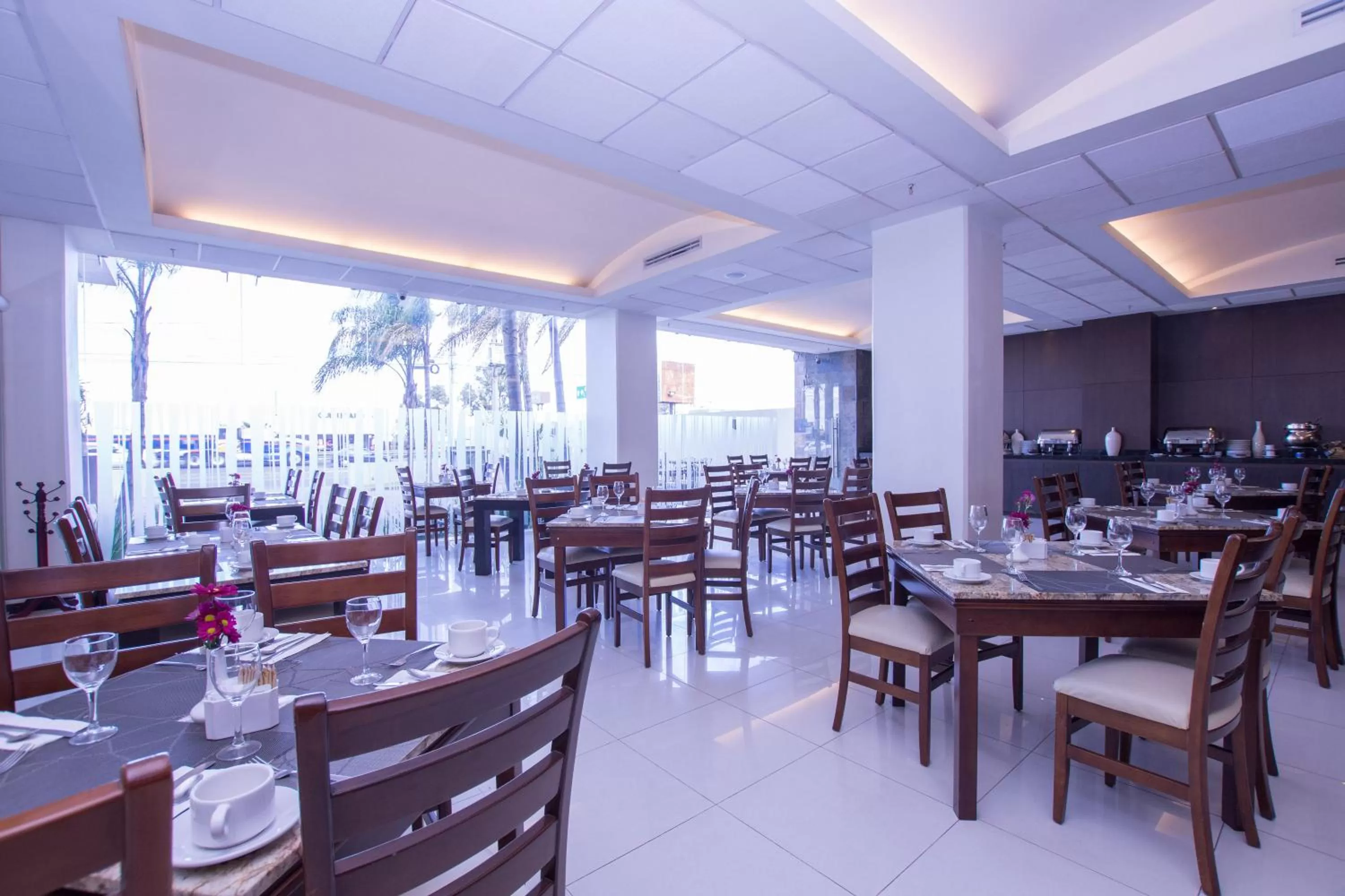 Restaurant/places to eat in Crown Victoria Hotel