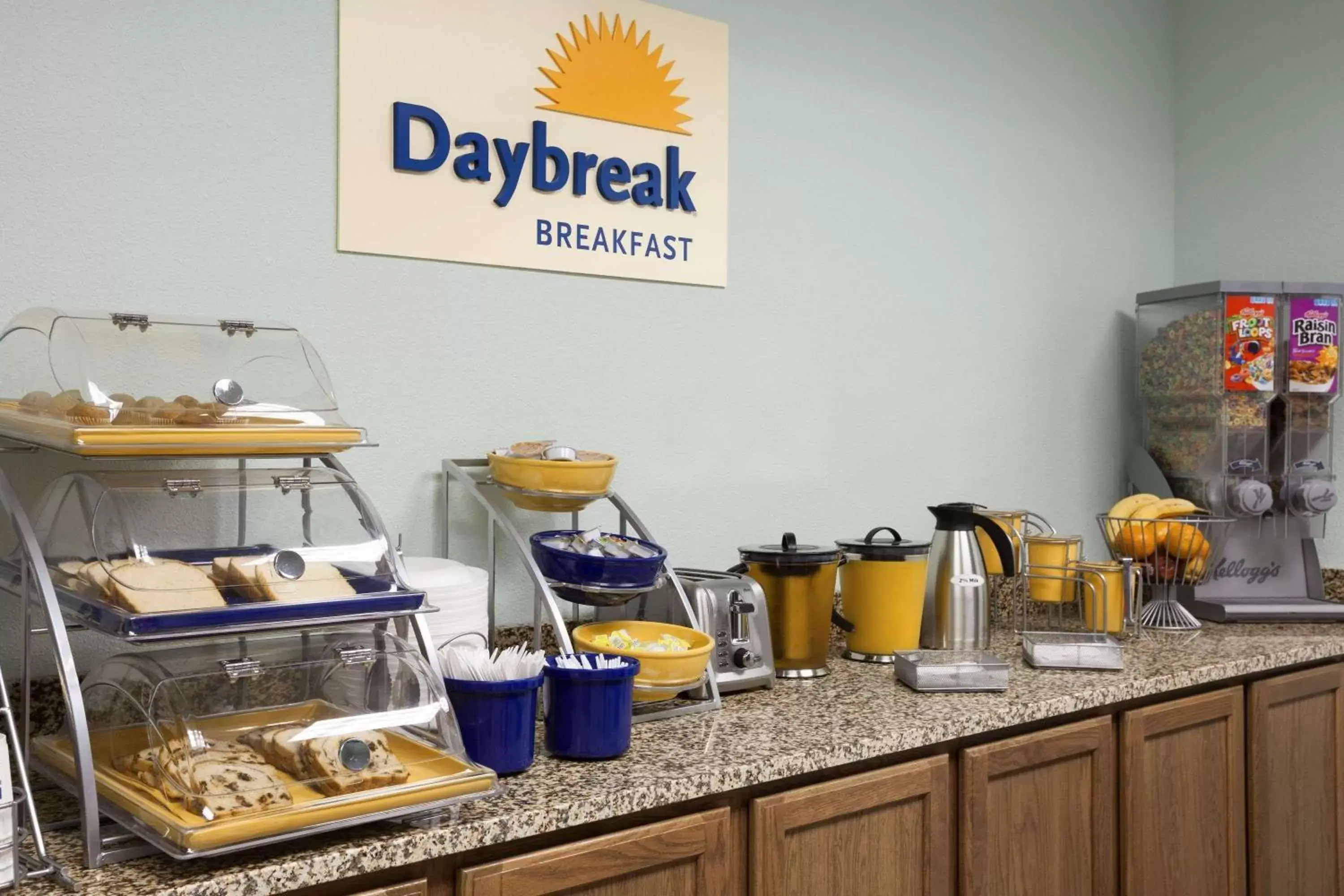 Restaurant/places to eat in Days Inn & Suites by Wyndham Columbus NE