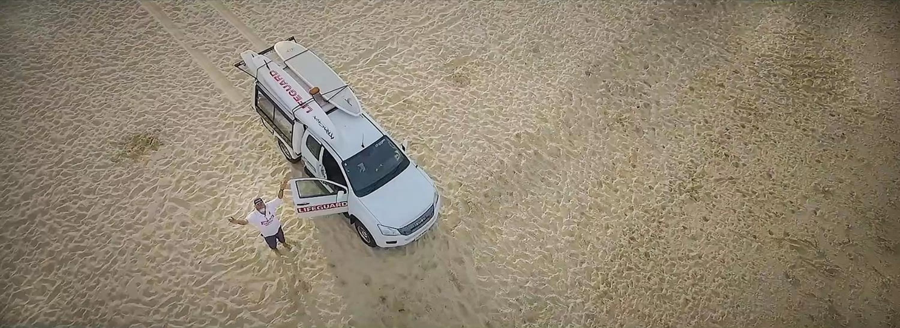 Beach, Bird's-eye View in Albatross North Apartments
