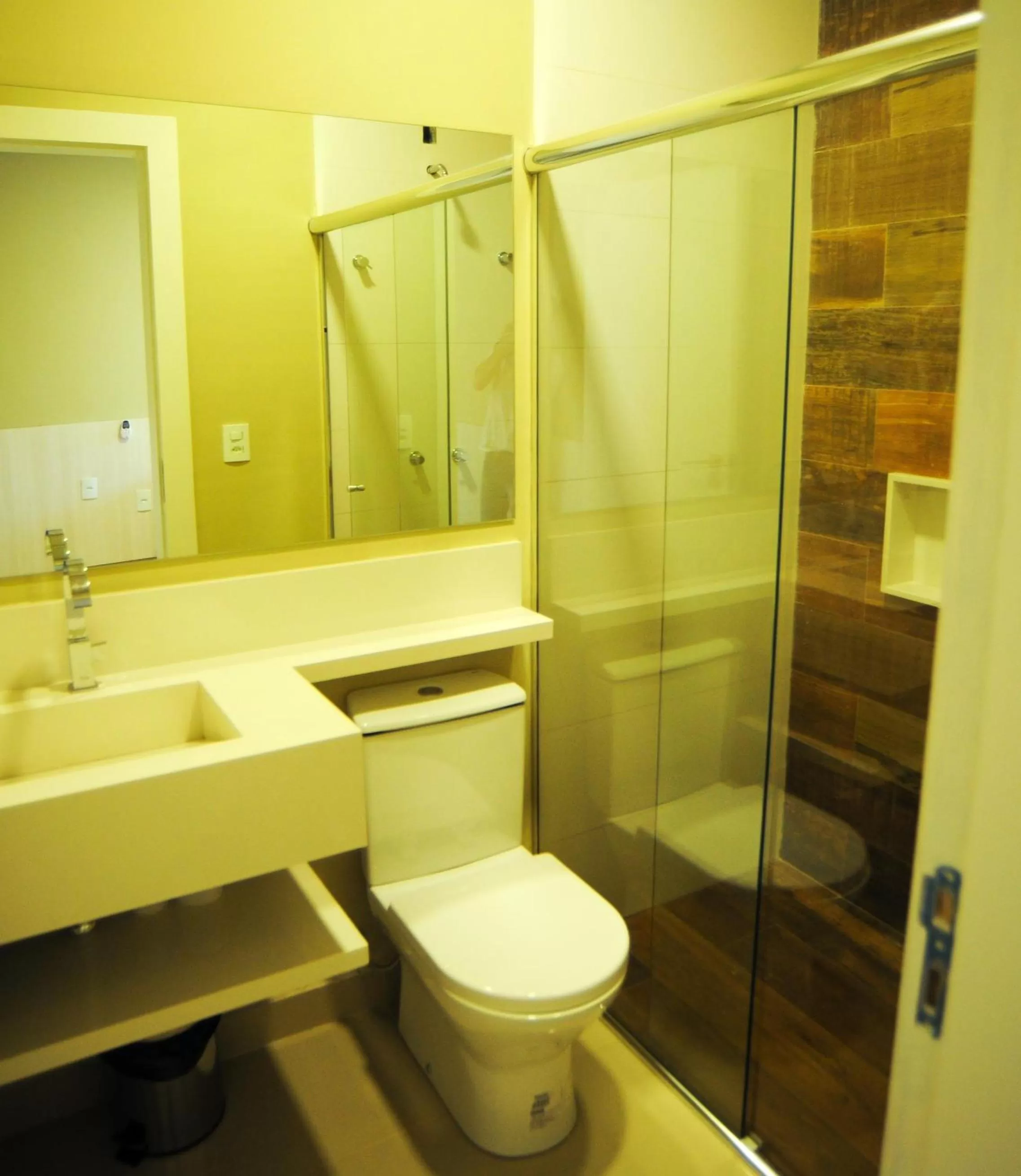 Bathroom in Cynn Hotels