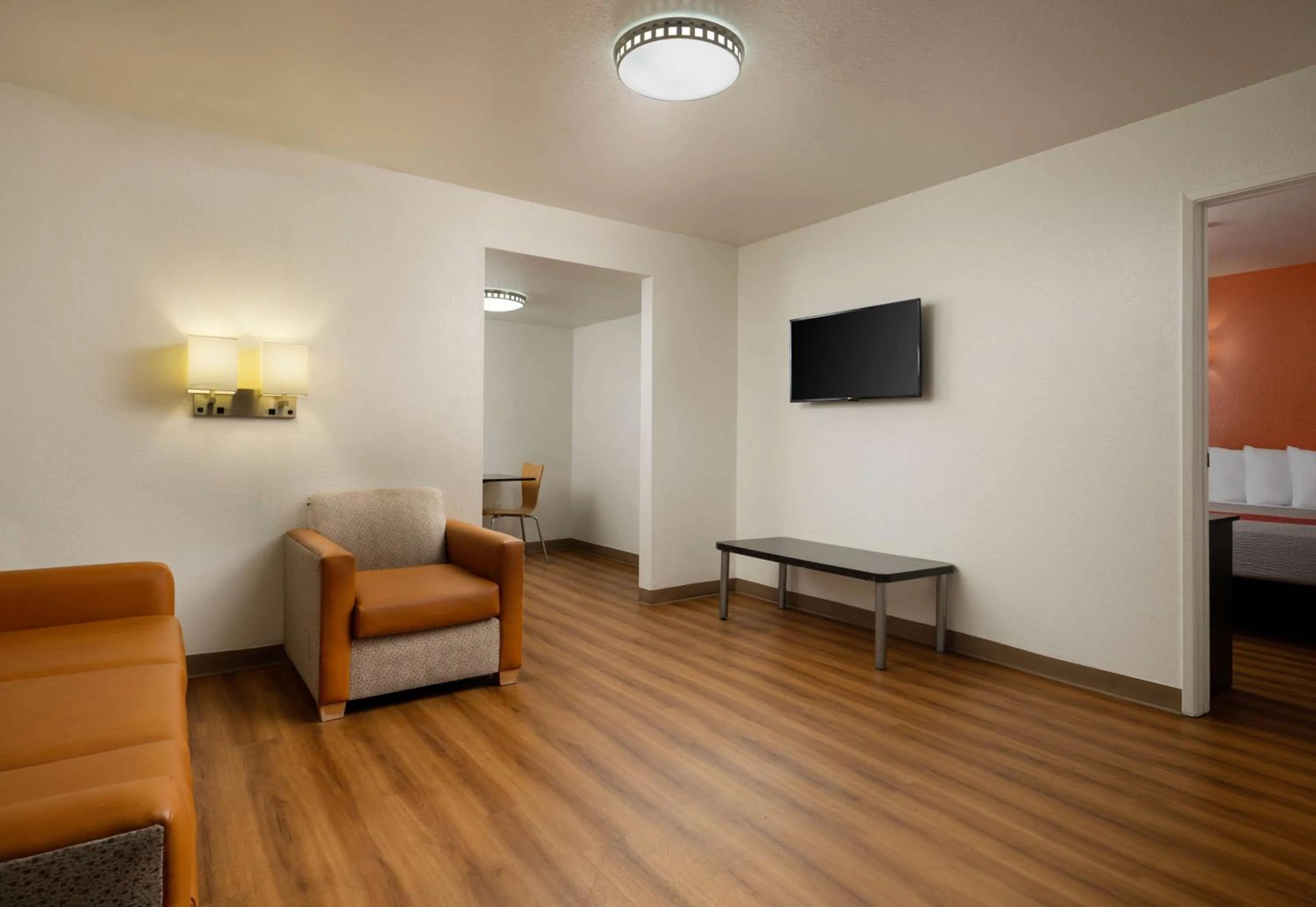 Beach, Bed in Motel 6-Pismo Beach, CA