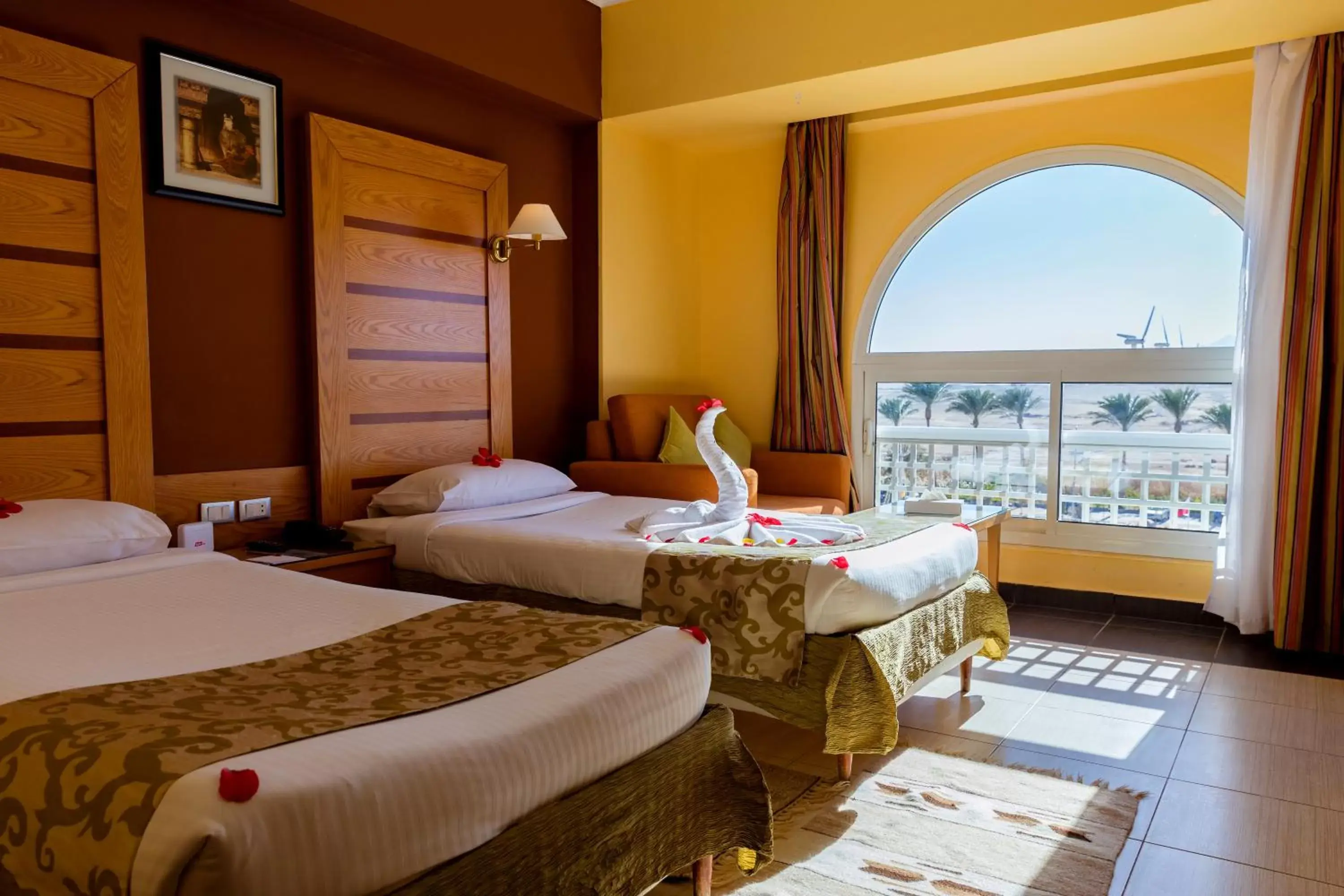 Bedroom, Bed in Golden Beach Resort