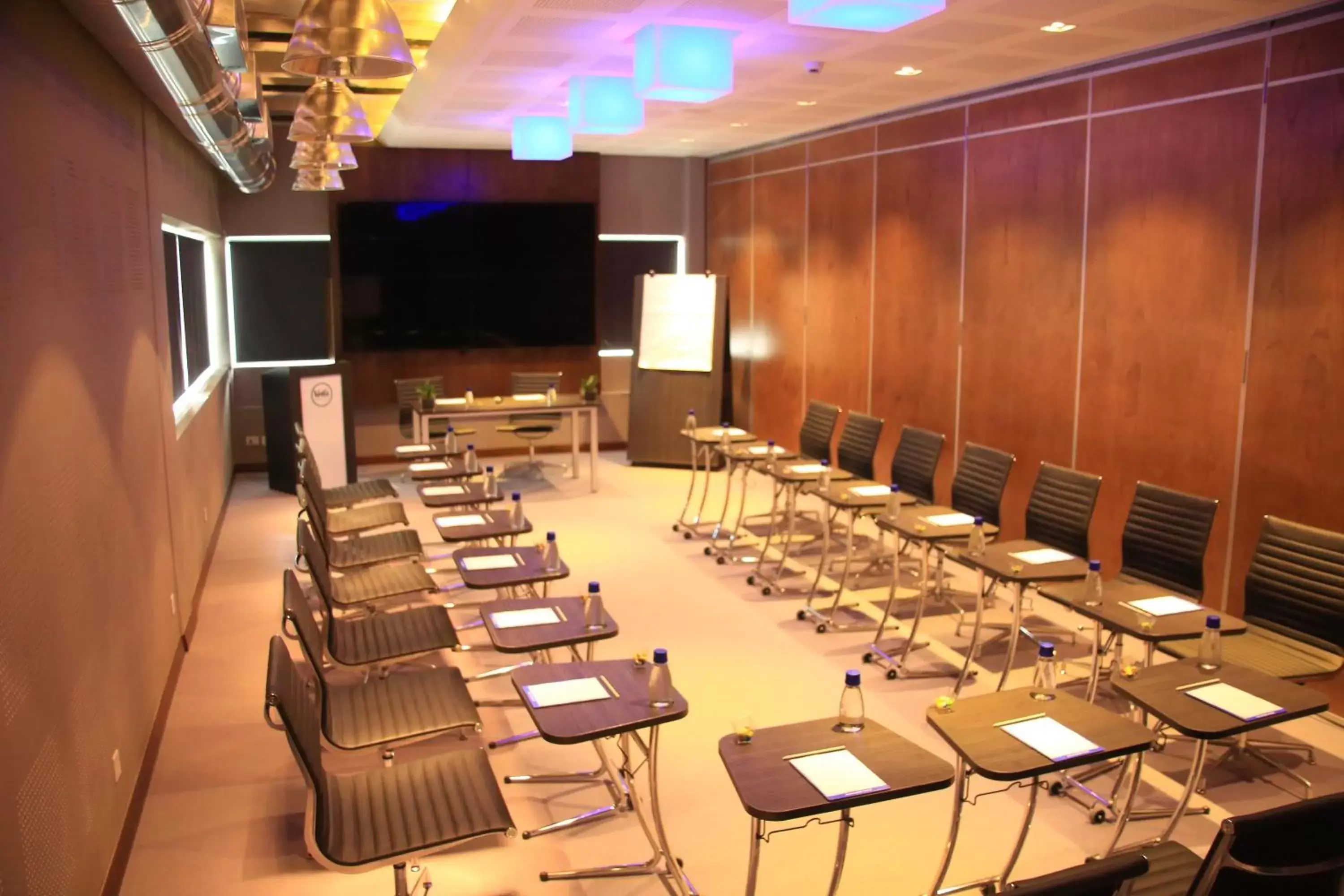 Meeting/conference room in Voila Bagatelle