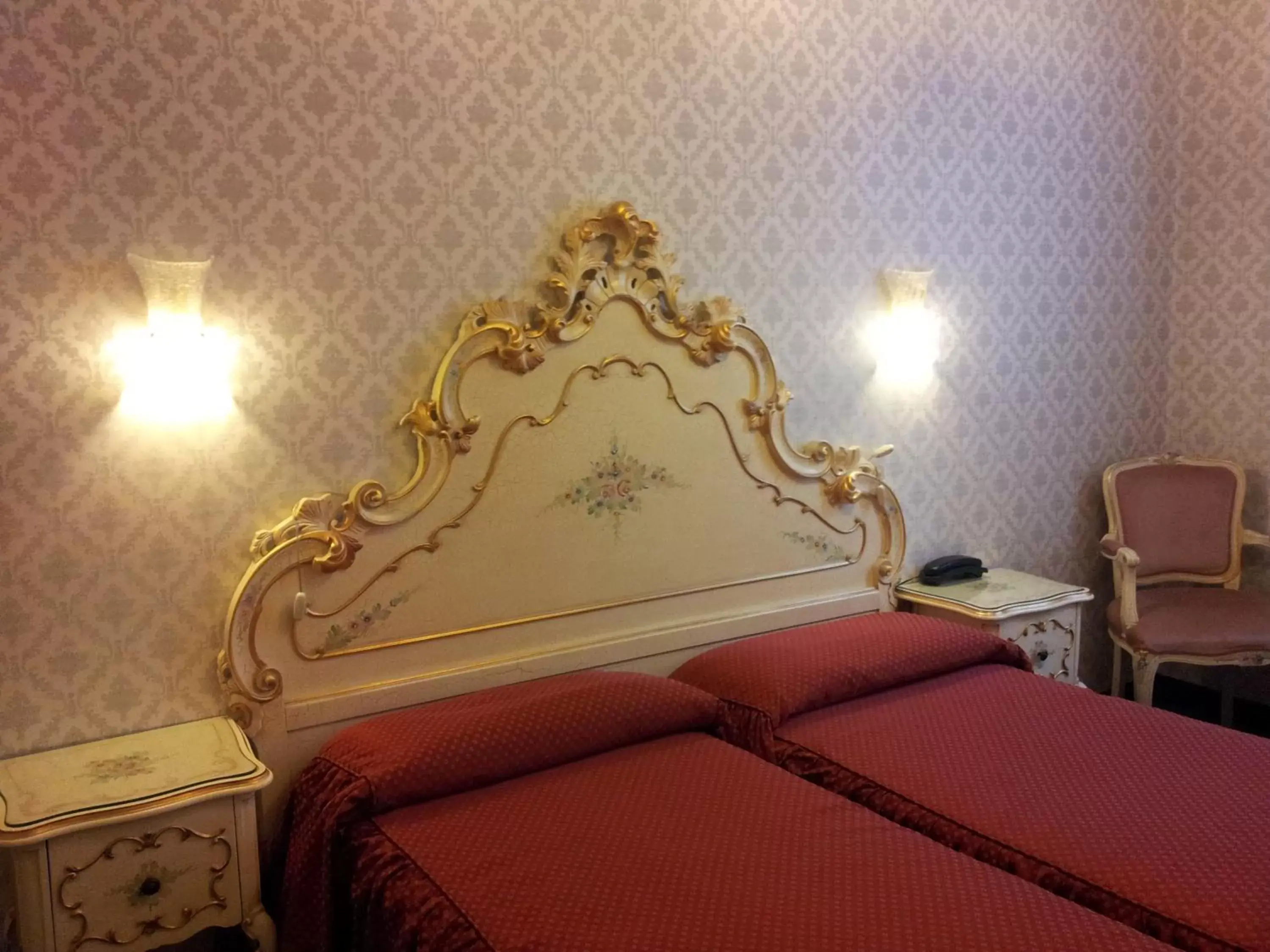 Bedroom, Bed in Hotel Diana
