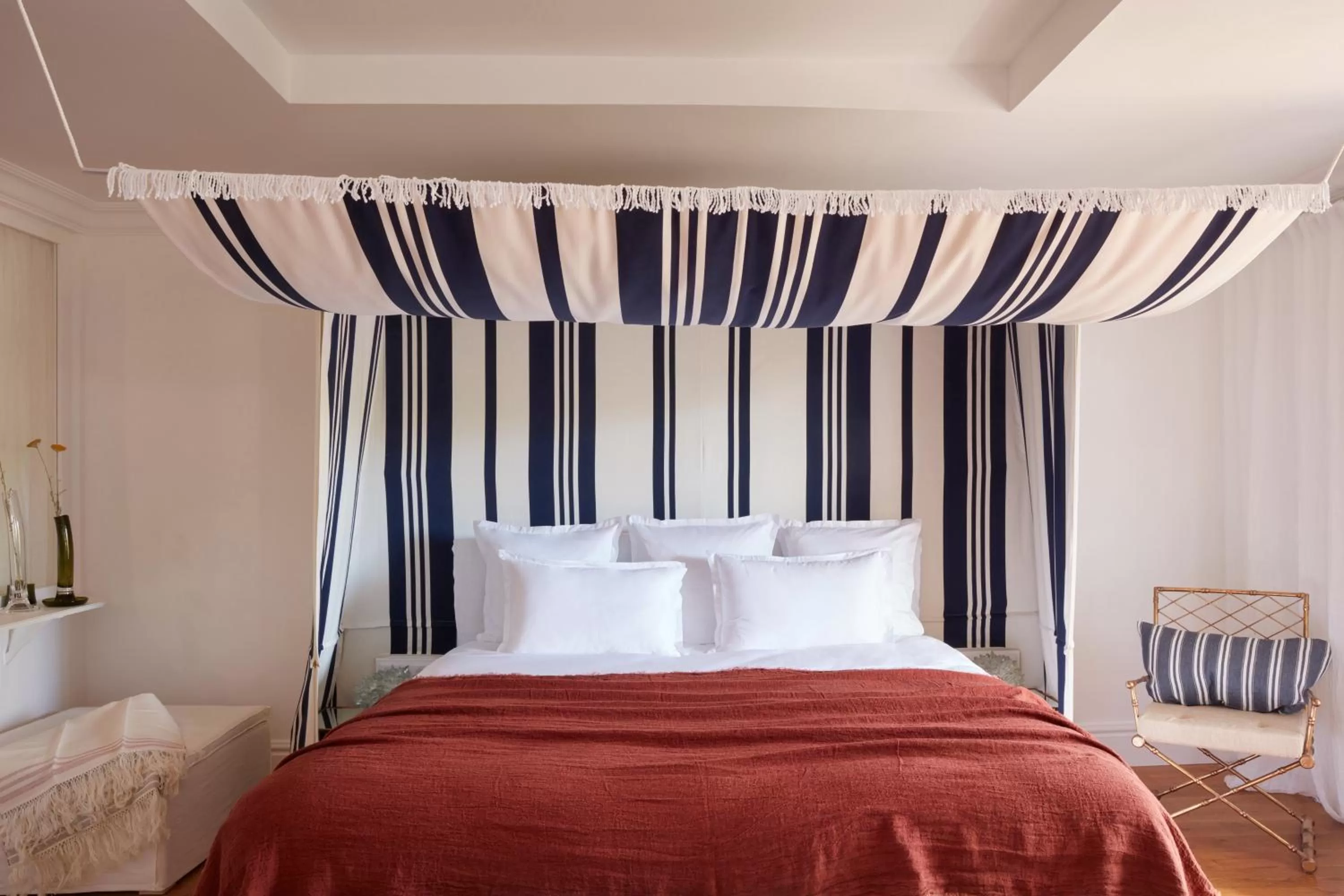 Photo of the whole room, Bed in Brindos, Lac & Château - Relais & Châteaux - Anglet Biarritz