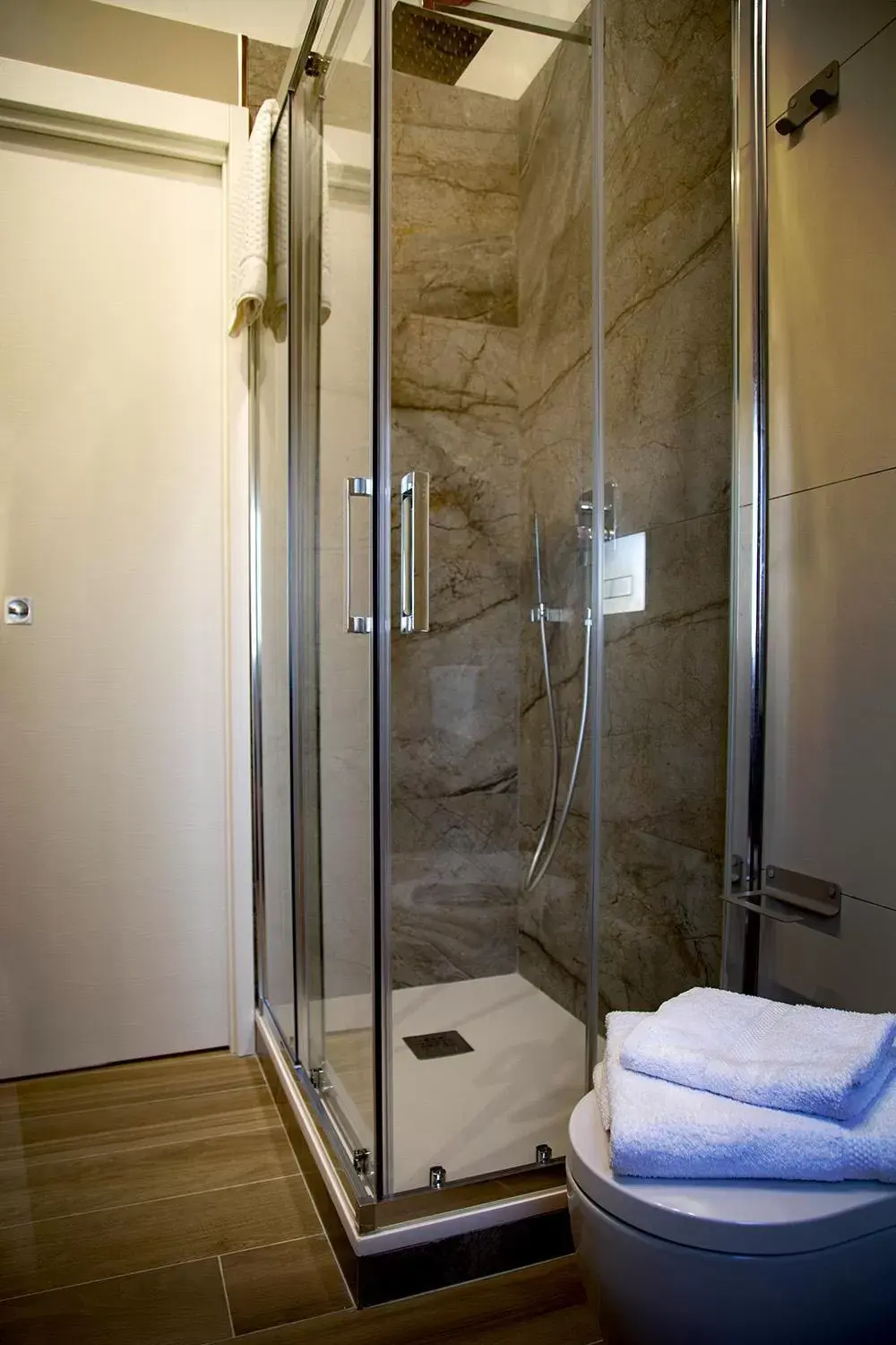 Shower, Bathroom in Fiore dei Templi - luxury suite experience