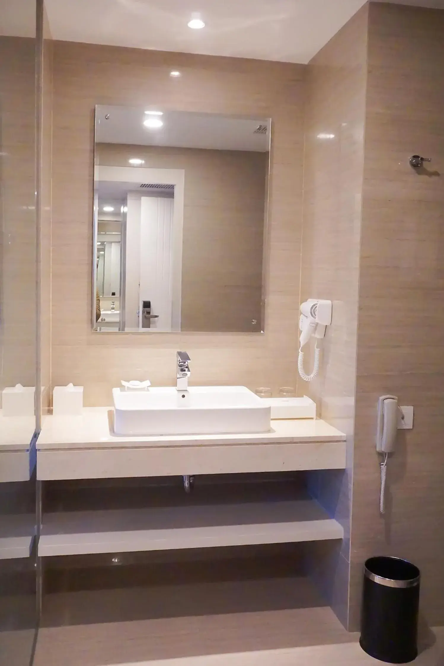 Bathroom in Platinum Adisucipto Yogyakarta Hotel & Conference Center