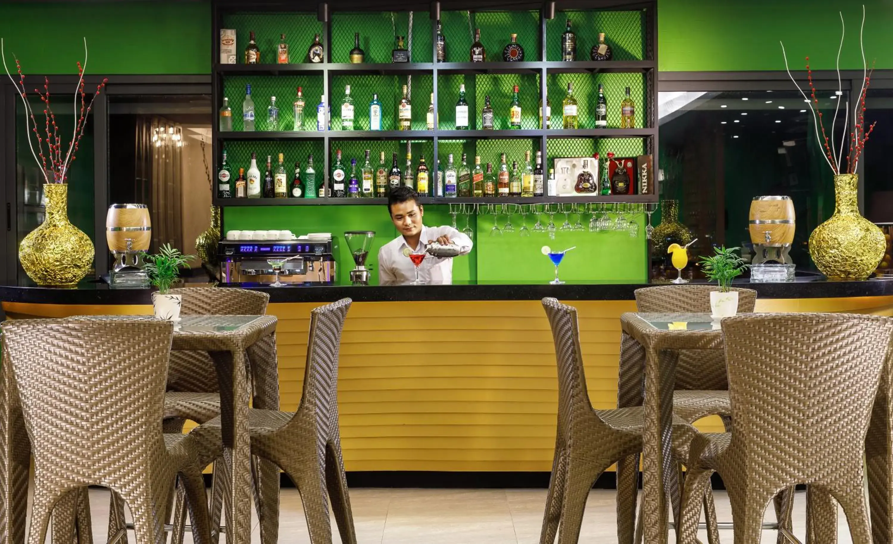 Lounge or bar, Lounge/Bar in Best Western Green Hill Hotel