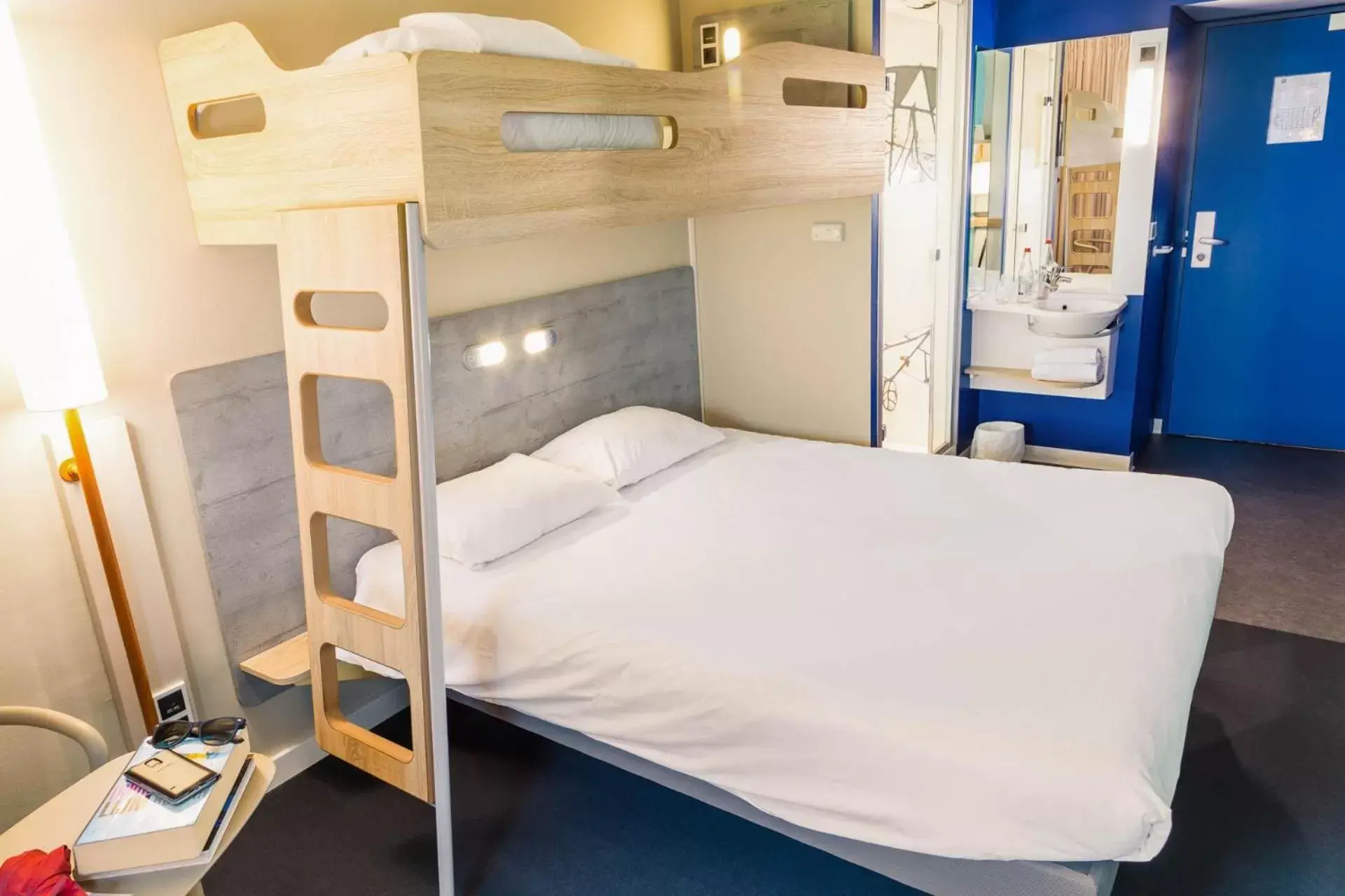 Bed, Bunk Bed in ibis Budget Luxembourg Aeroport