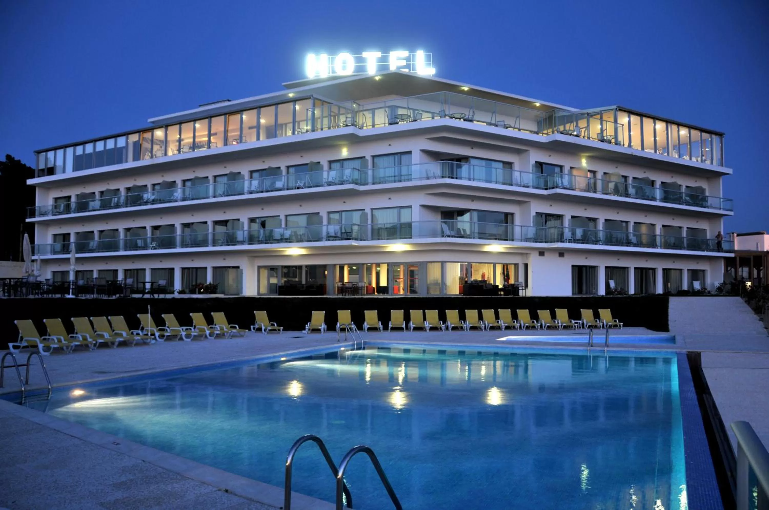 Facade/entrance in Hotel Miramar Sul