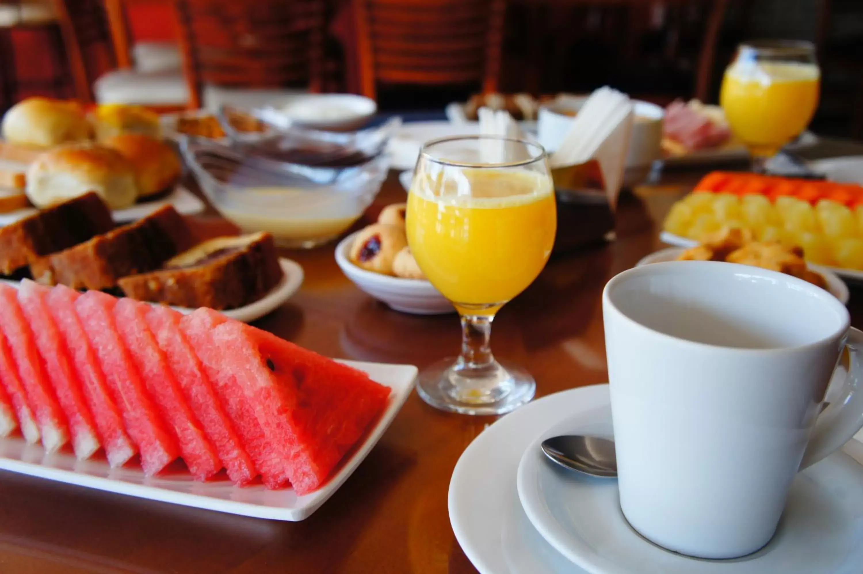 Breakfast in Nobile Suítes Tambaú