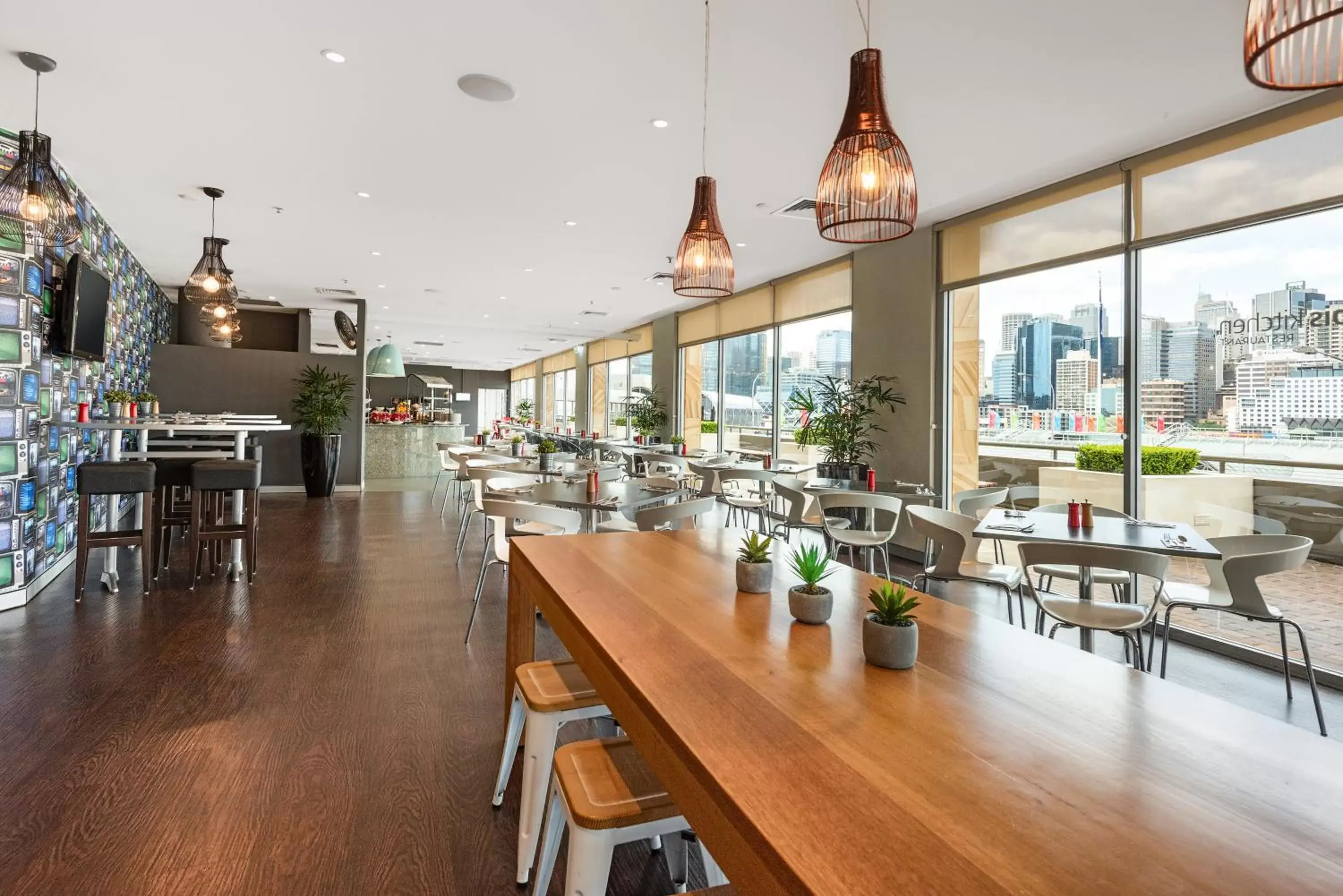 Breakfast, Restaurant/Places to Eat in ibis Sydney Darling Harbour