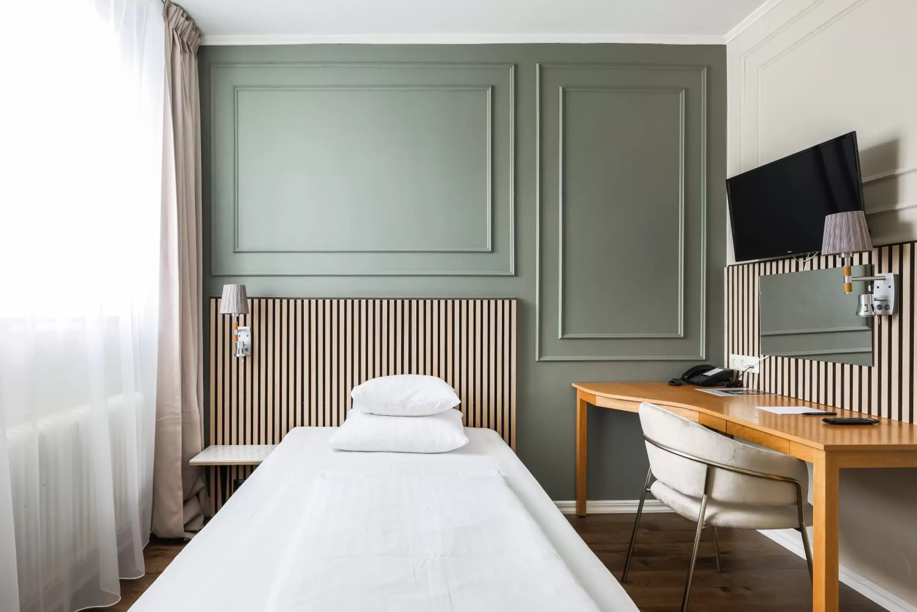 Compact Single Room in Comfort Hotel Linköping City Compact Single Room in Comfort Hotel Linköping City