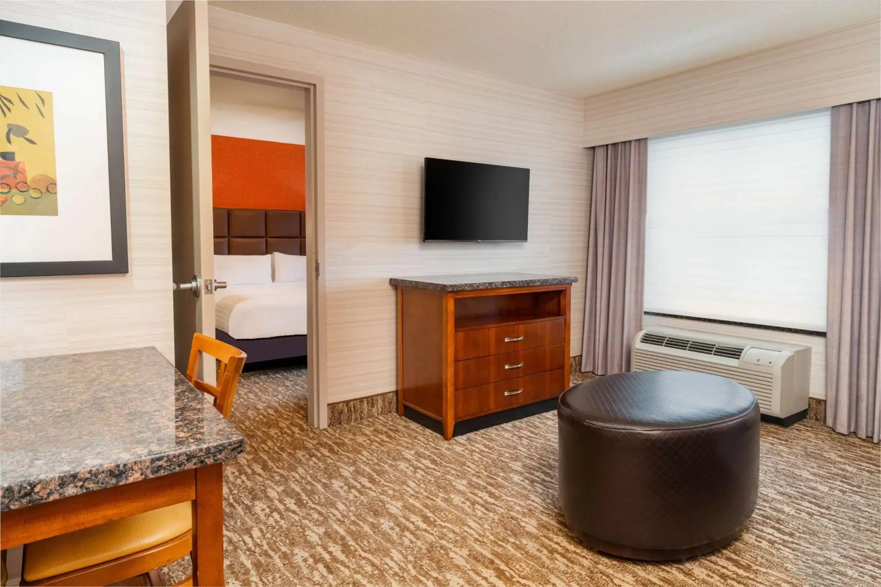 Bedroom, TV/Entertainment Center in Homewood Suites by Hilton Baltimore - Arundel Mills