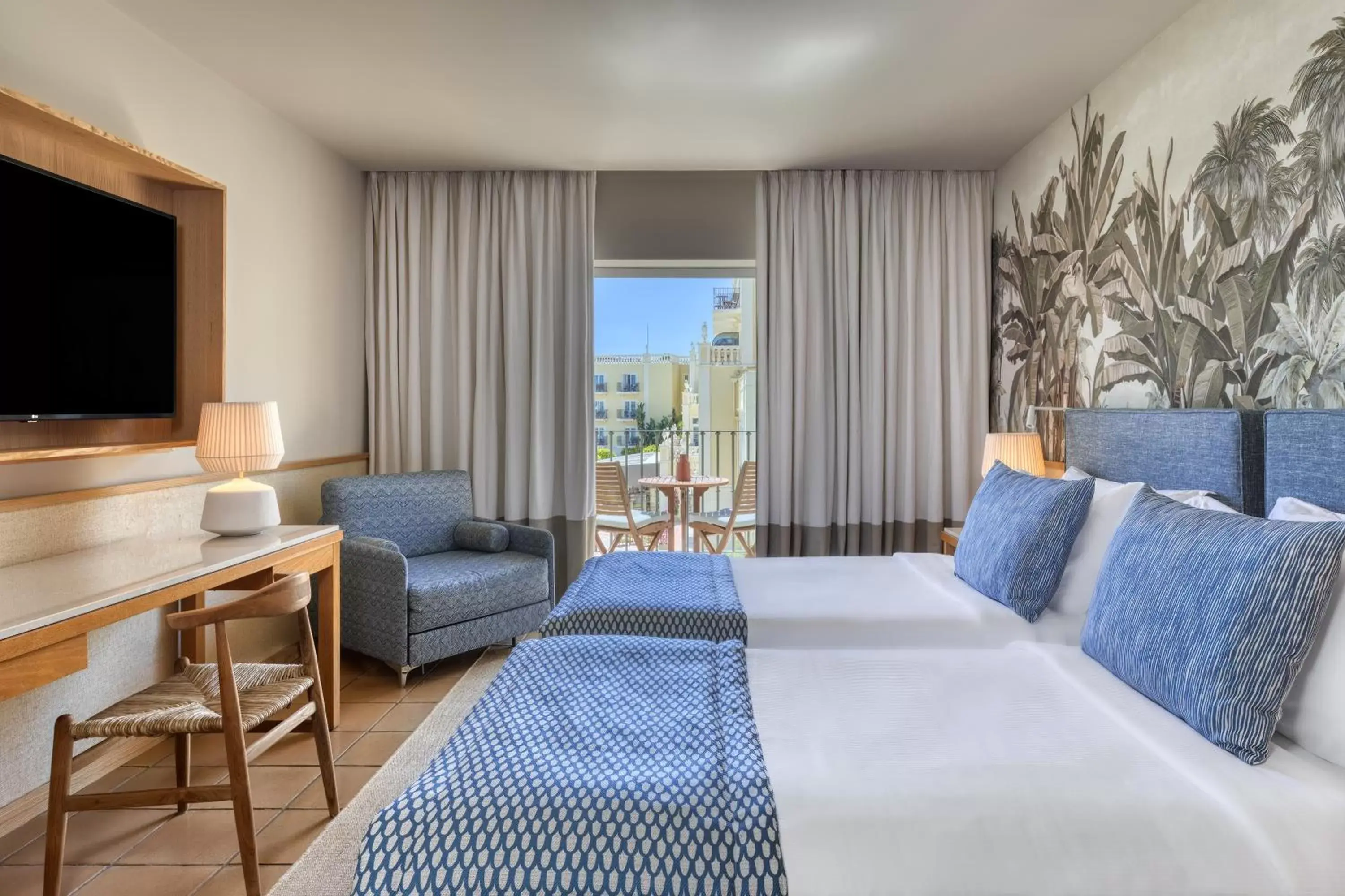 Bed in Domes Lake Algarve, Autograph Collection Bed in Domes Lake Algarve, Autograph Collection