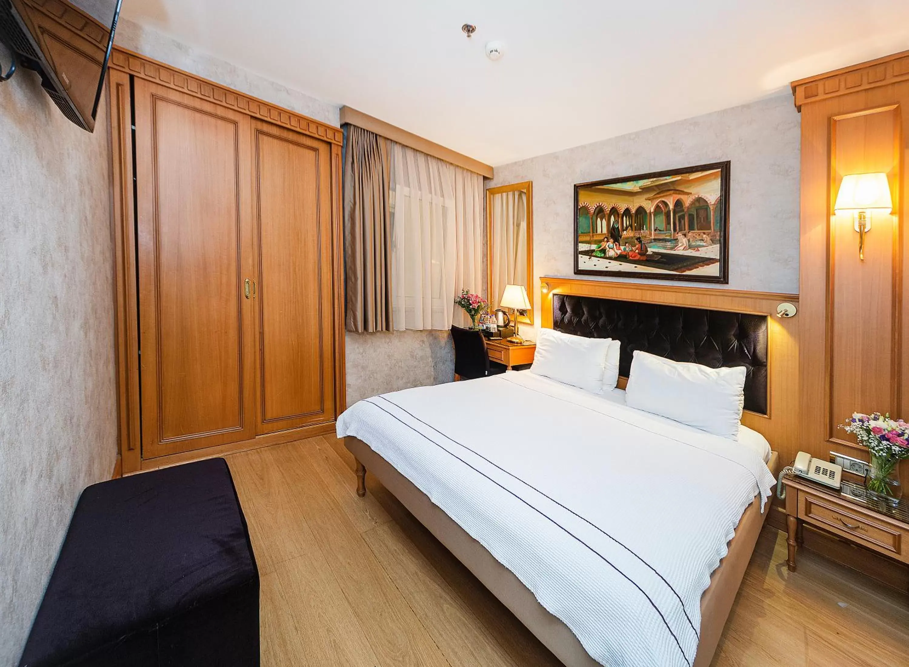 Bed in Aprilis Hotel - Special Category Bed in Aprilis Hotel - Special Category