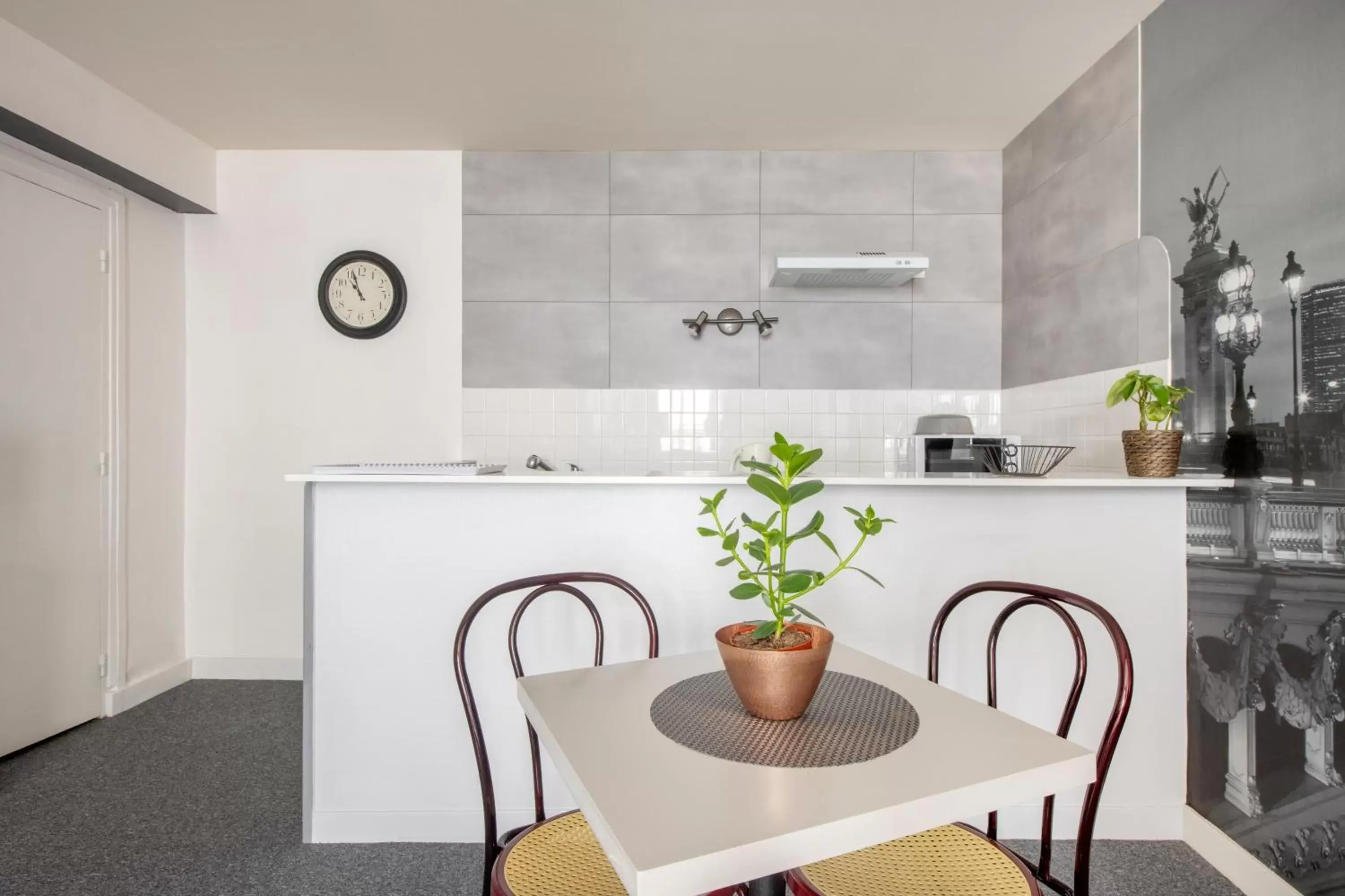 Kitchen or kitchenette, Kitchen/Kitchenette in Royal Hotel Versailles