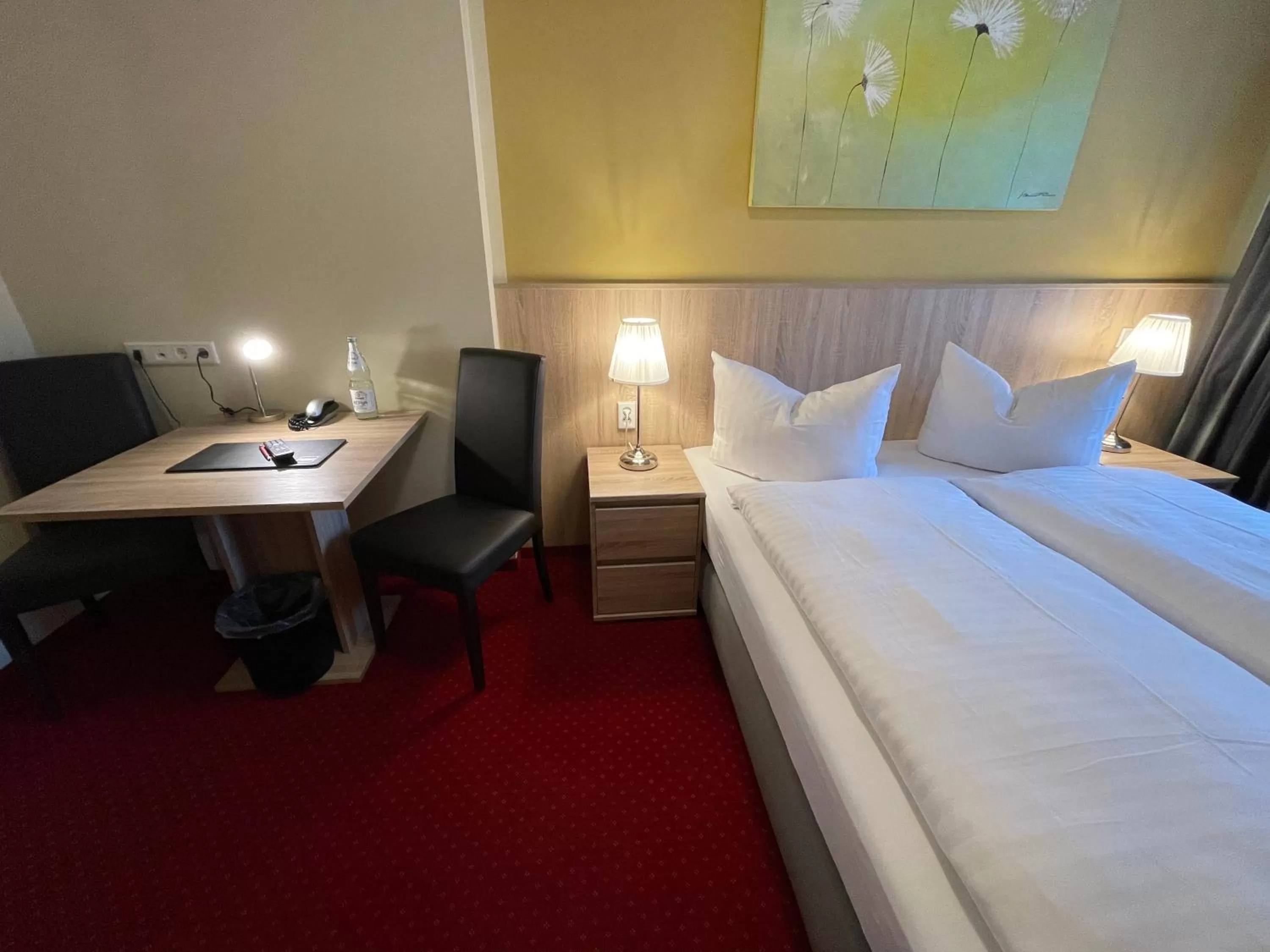 Photo of the whole room, Bed in Palm Premium Hotel & Apartments