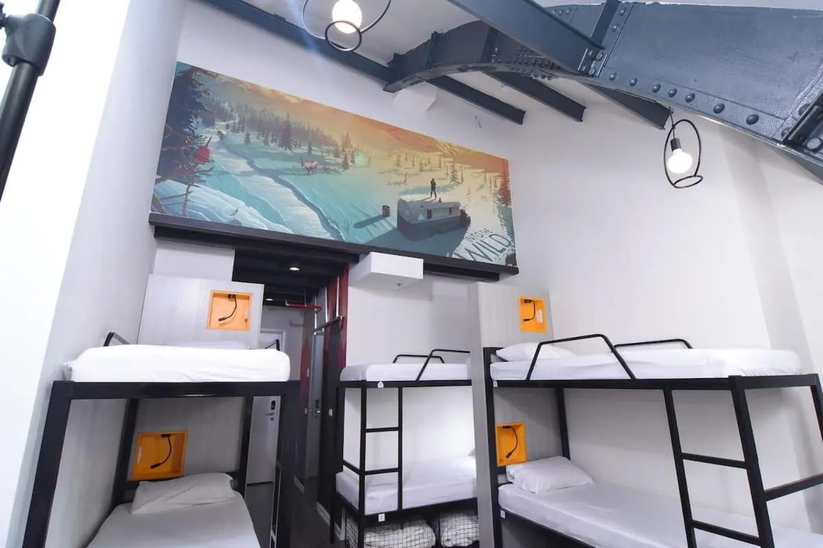 Bedroom, Bed in Cinema Hostel Jerusalem