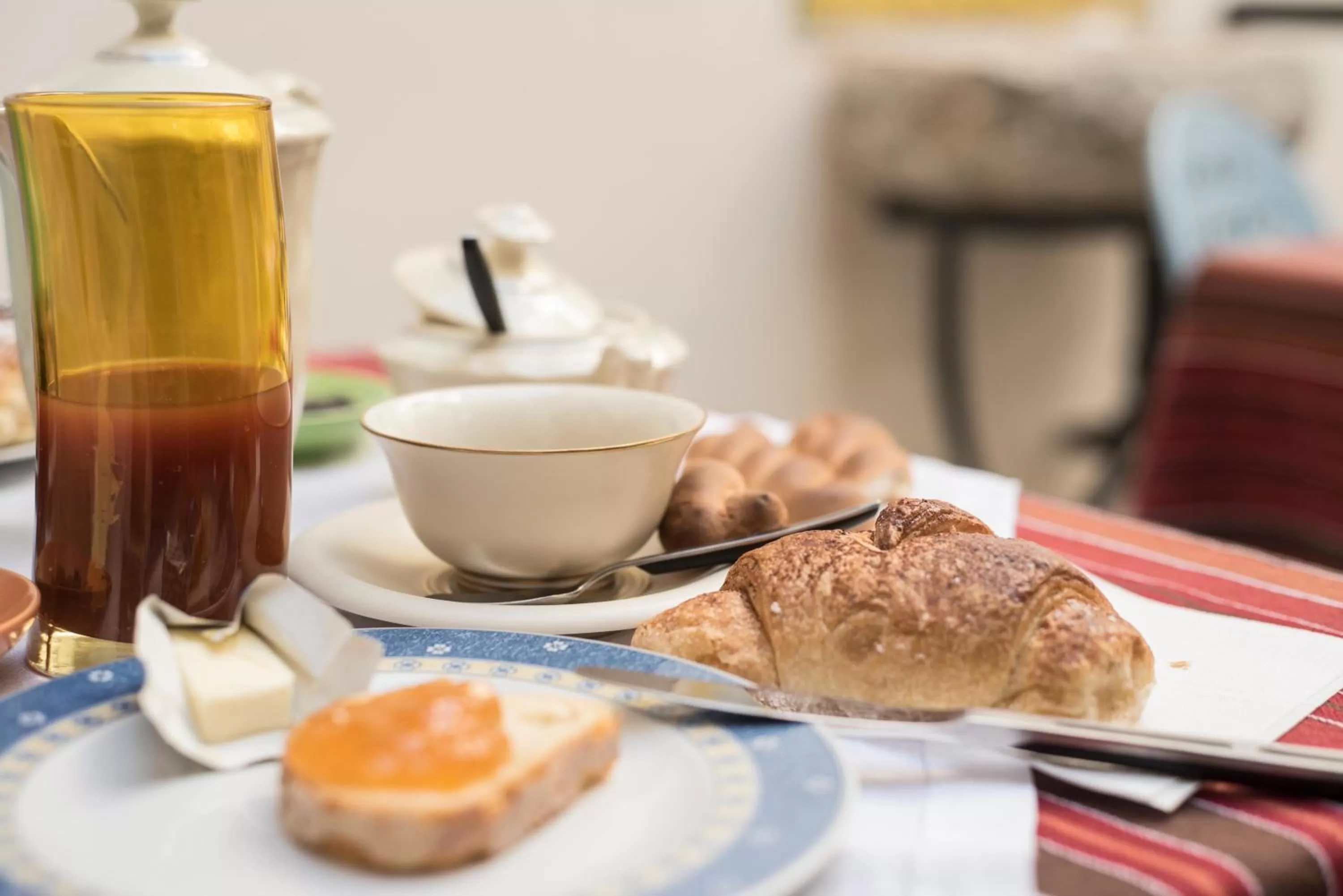 Italian breakfast in B&B Via Roma