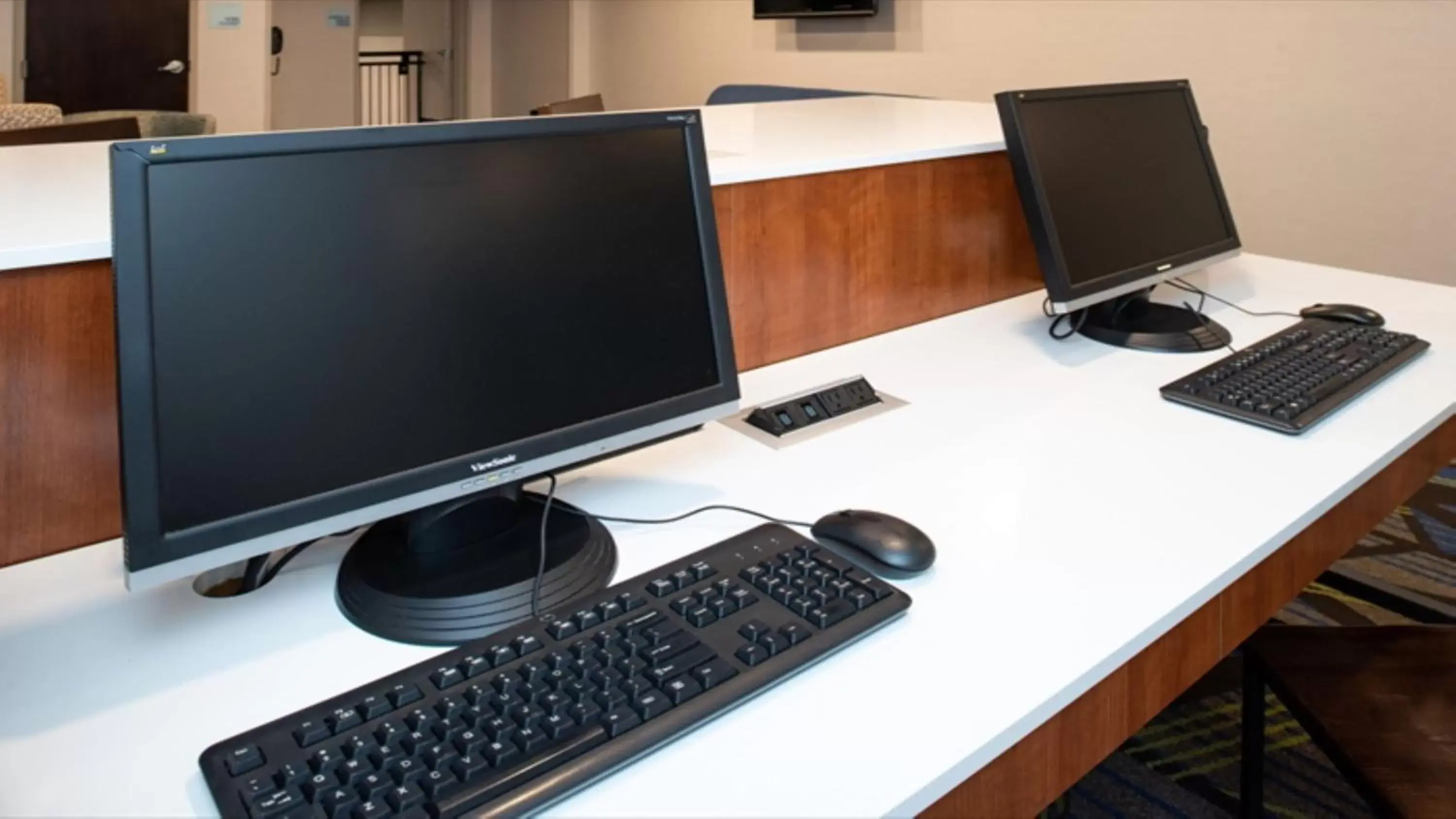 Other, Business Area/Conference Room in Holiday Inn Express Cincinnati West, an IHG Hotel