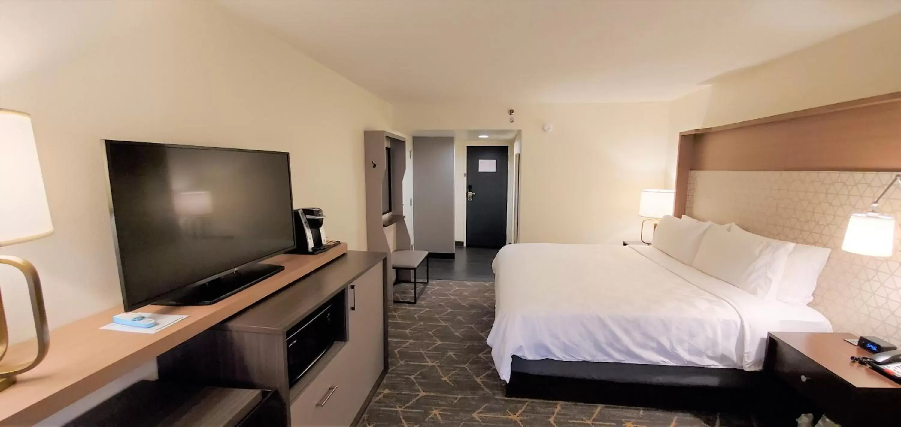 Photo of the whole room, TV/Entertainment Center in Holiday Inn Staunton Conference Center, an IHG Hotel