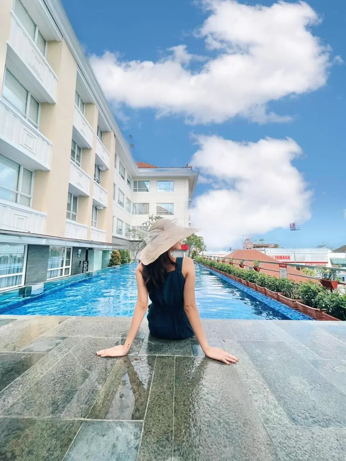 Swimming pool in Grand Zuri Malioboro