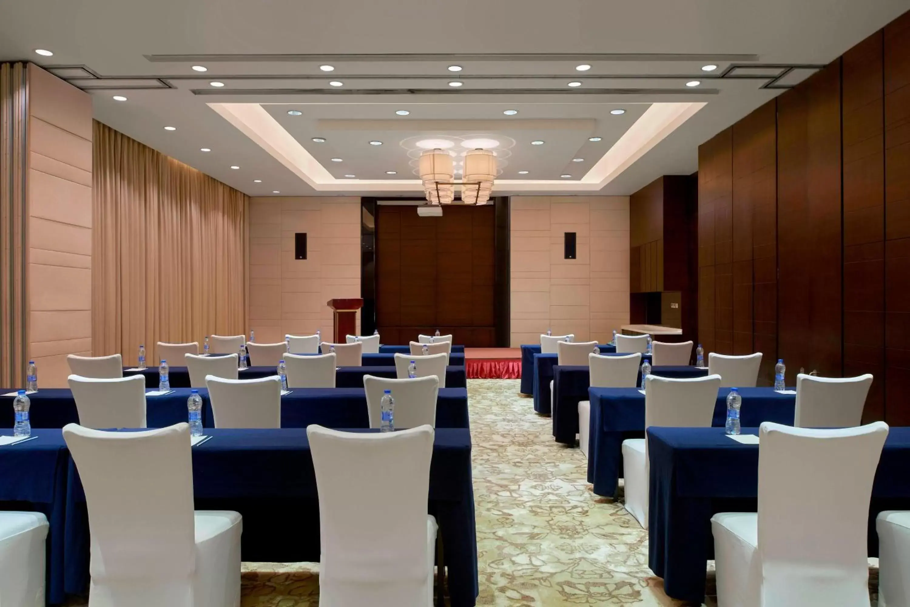 Meeting/conference room in Sheraton Hohhot Hotel