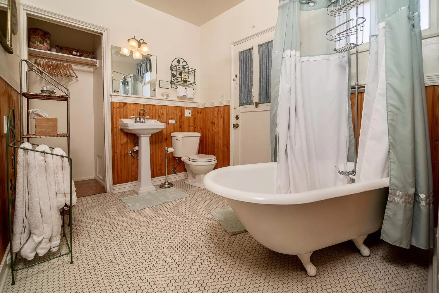 Bathroom in The Blenman Inn