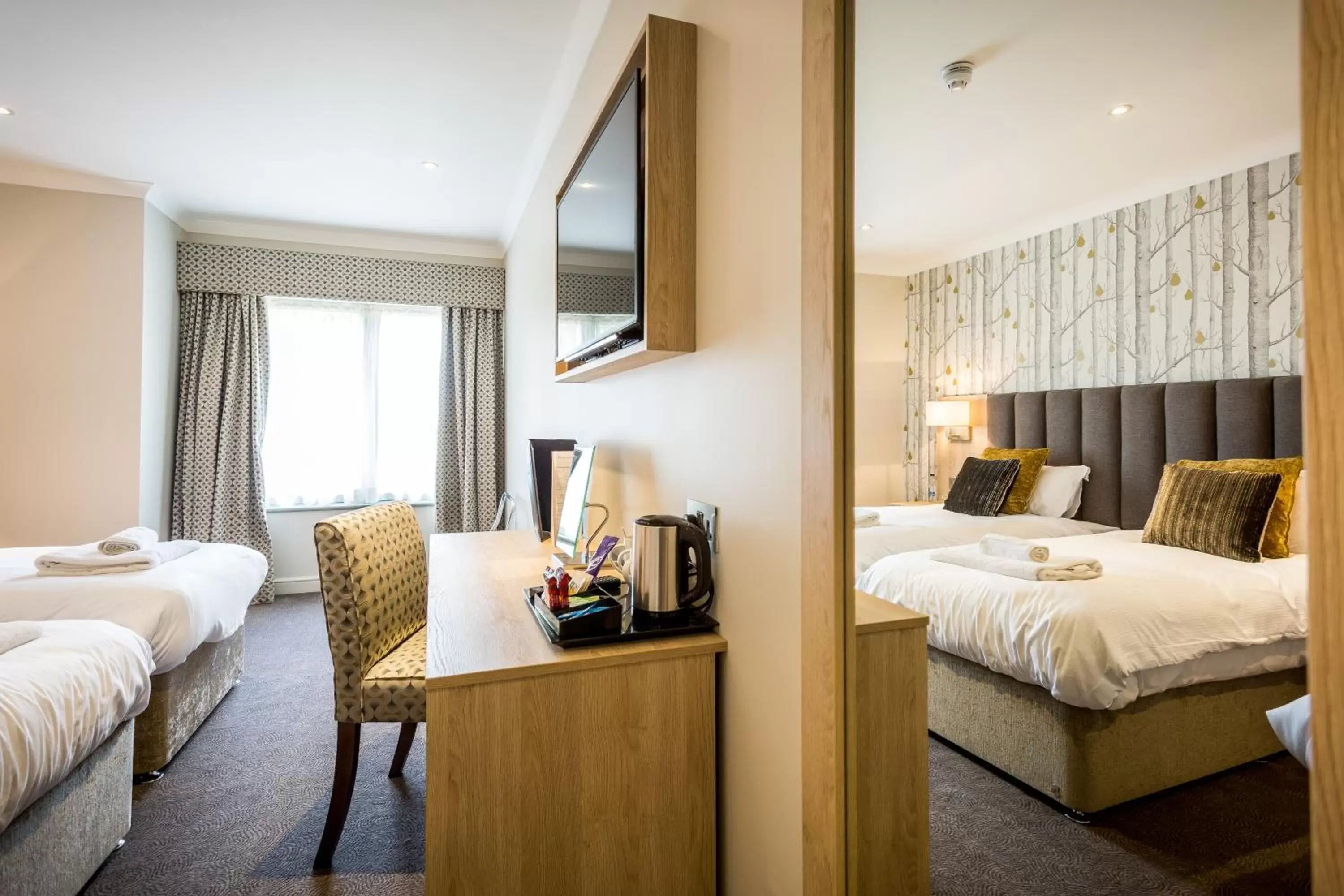 Coffee/tea facilities, Room Photo in The Residence Hotel at The Nottinghamshire Golf & Country Club