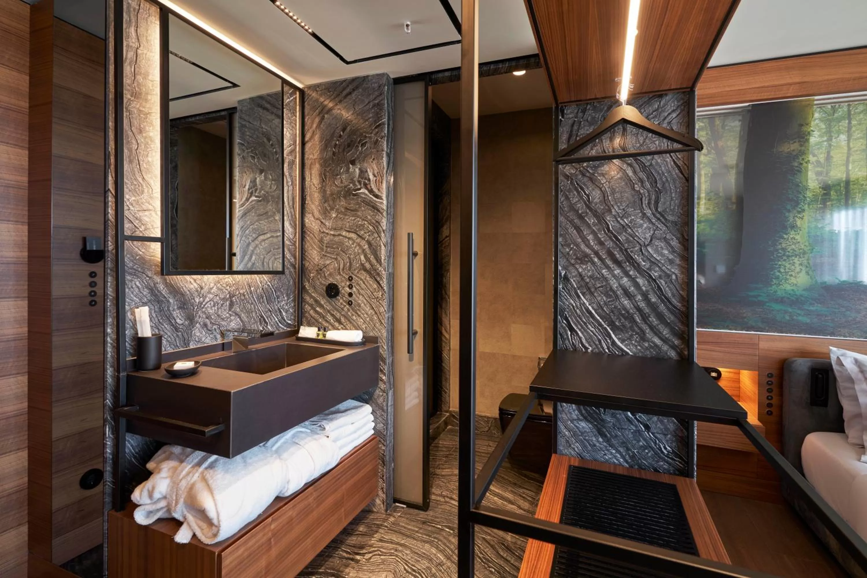 Bathroom, Bed in Richmond Istanbul