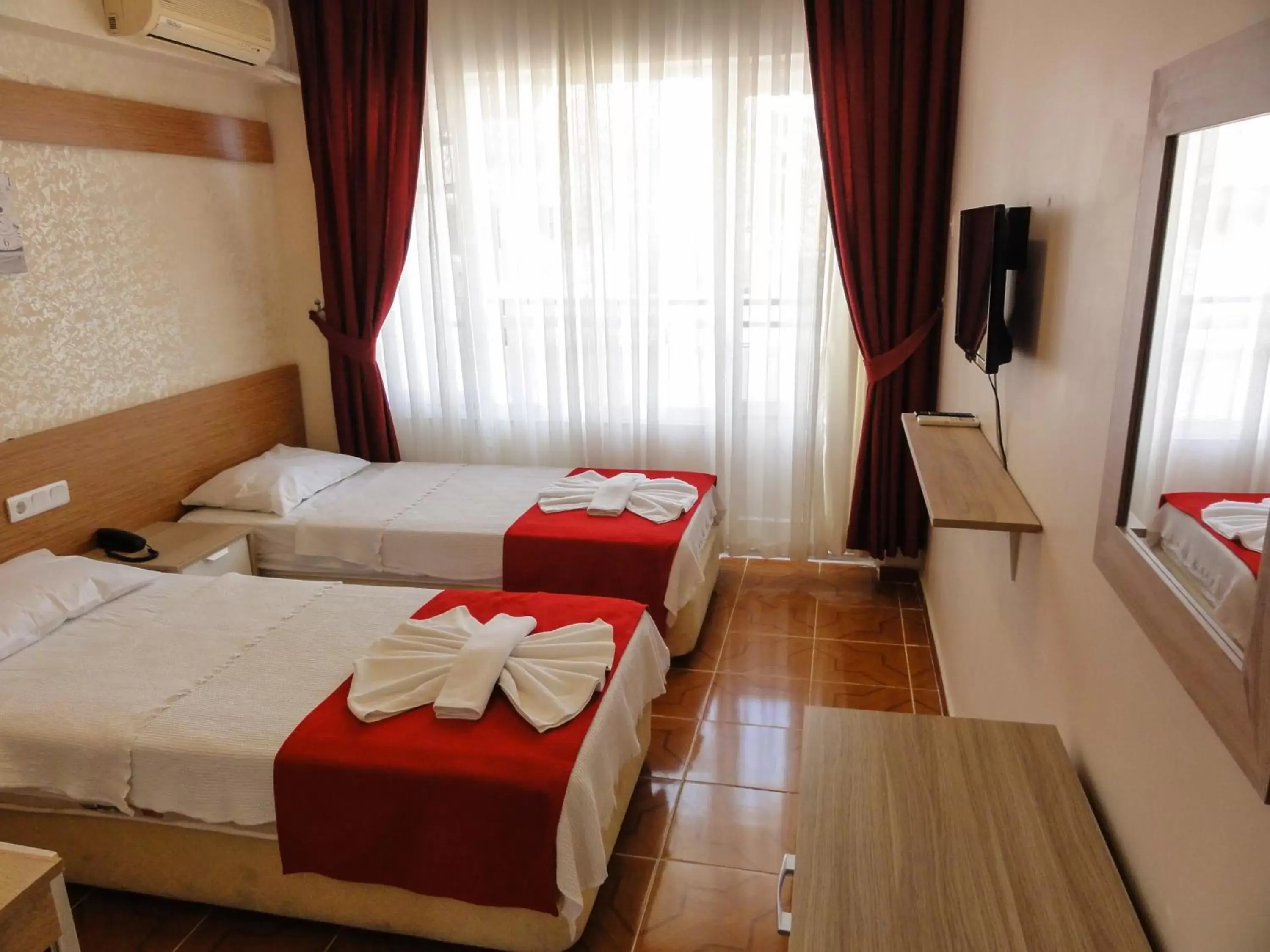 Double or Twin Room in Altinersan Hotel Double or Twin Room in Altinersan Hotel