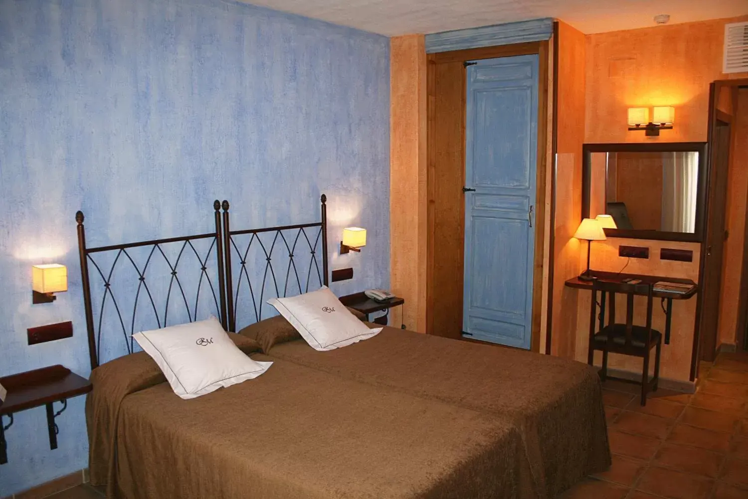 Photo of the whole room, Bed in Hotel Retiro del Maestre