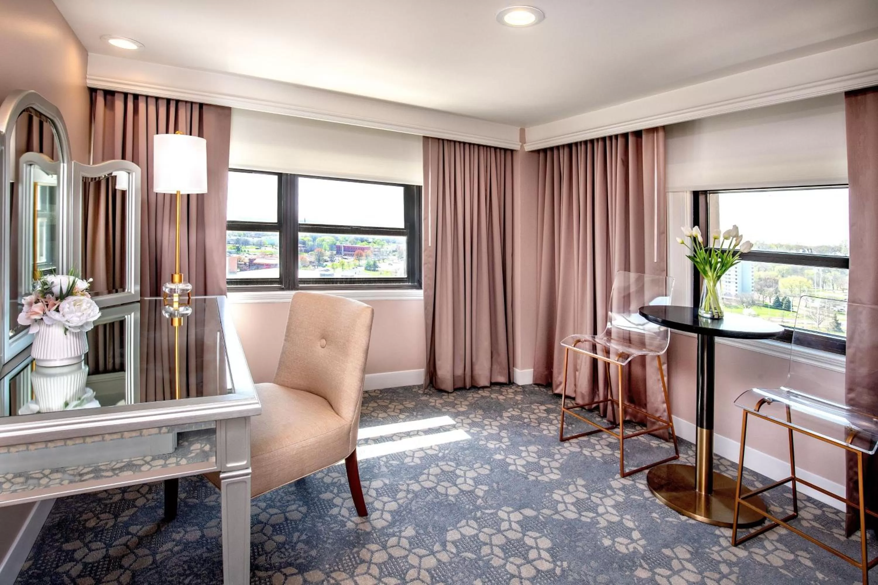 Photo of the whole room in Peoria Marriott Pere Marquette