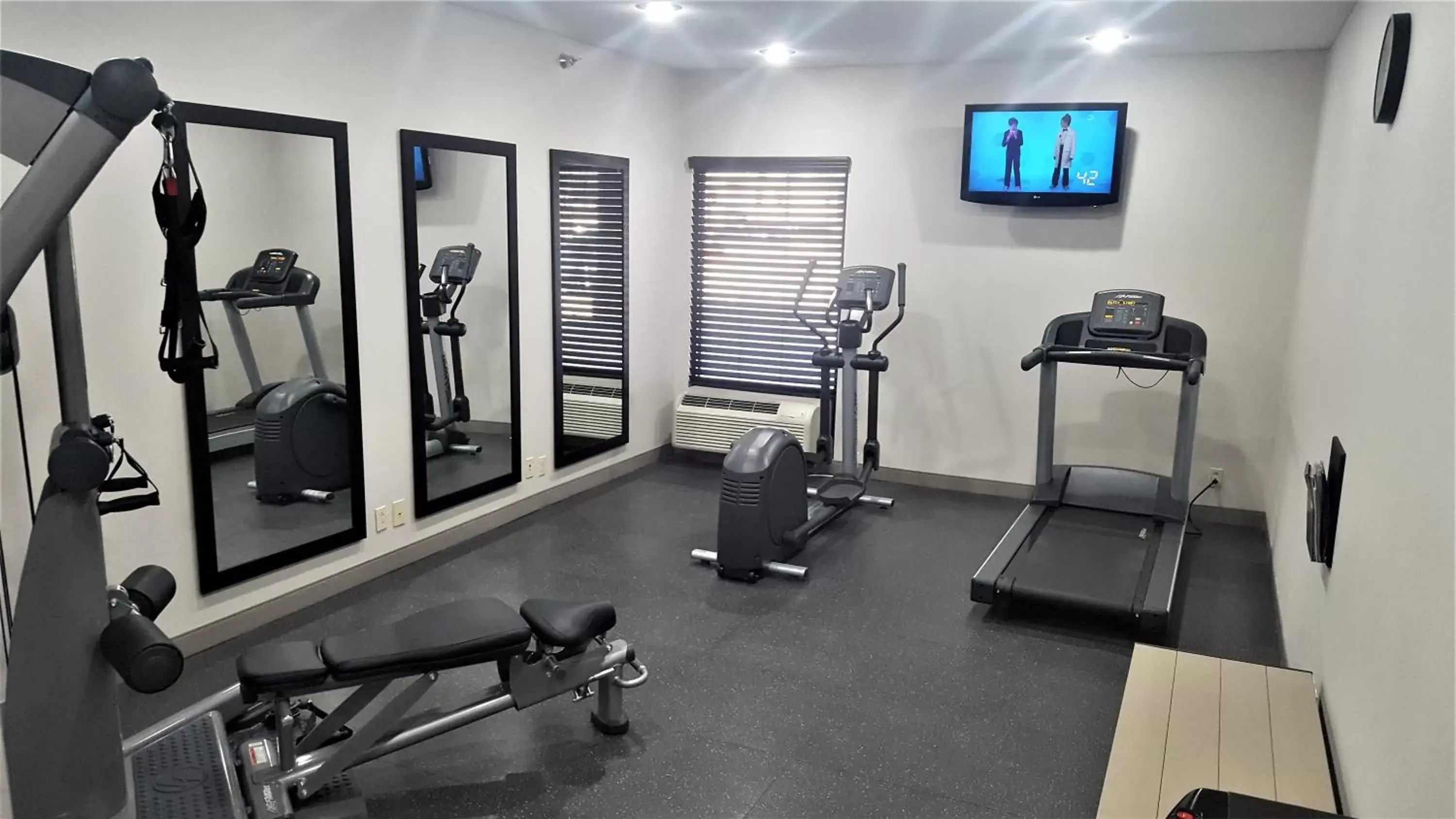 Fitness centre/facilities in Country Inn & Suites by Radisson, Bryant Little Rock , AR Fitness centre/facilities in Country Inn & Suites by Radisson, Bryant Little Rock , AR