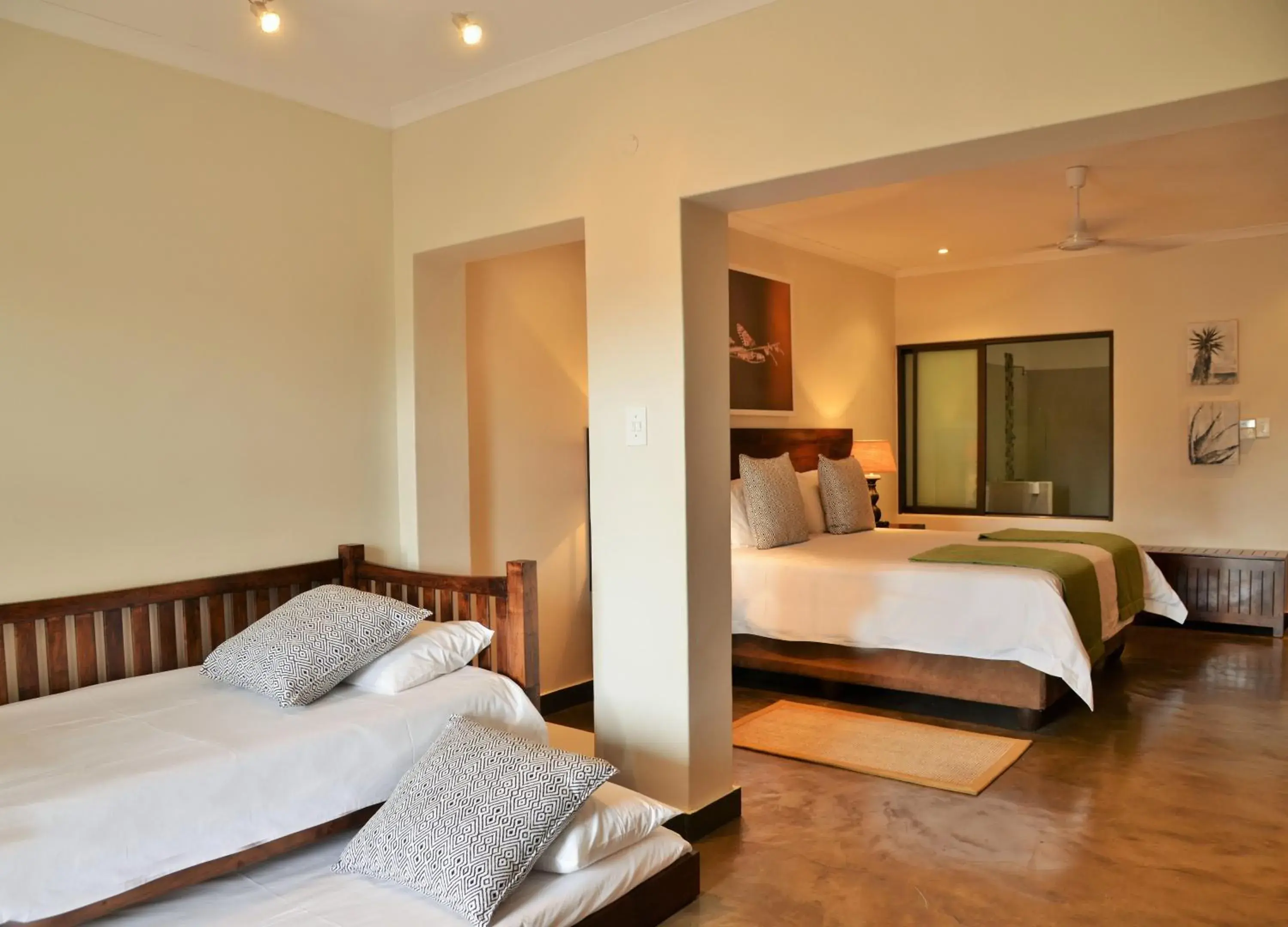 Photo of the whole room, Bed in Bushveld Terrace - Hotel on Kruger