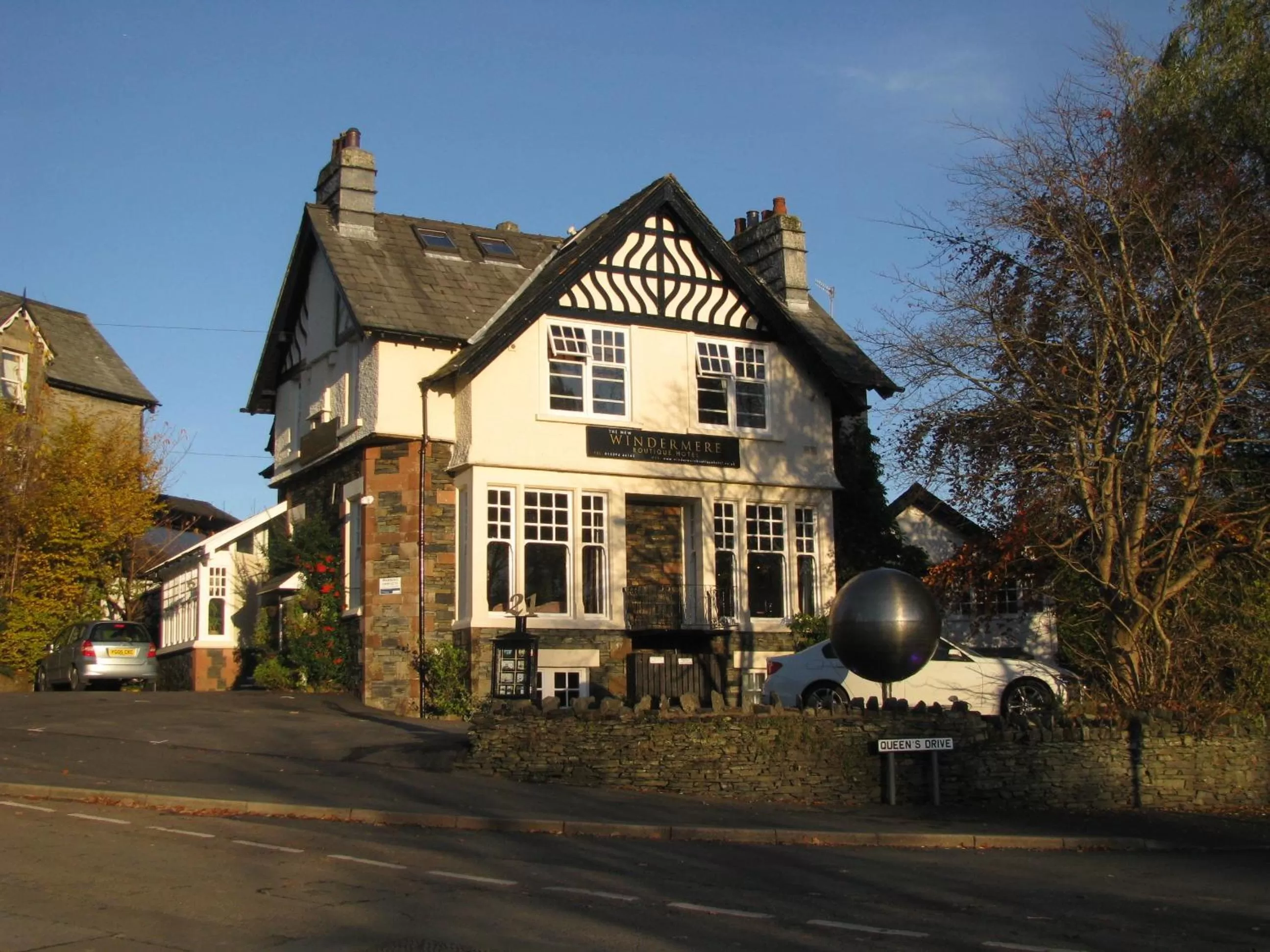 Facade/entrance in Windermere Boutique Hotel Spa Suites & Hot Tubs