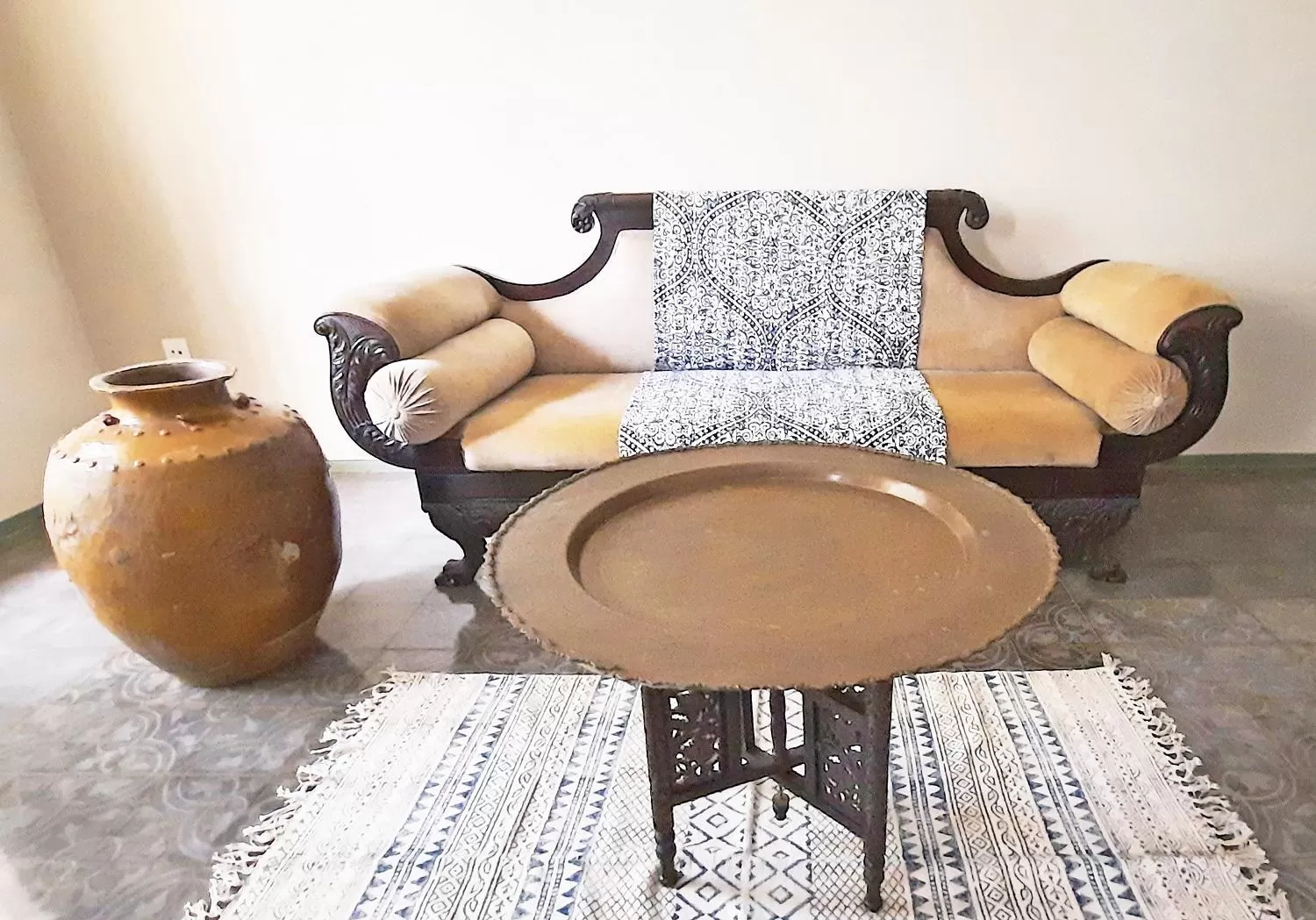 Seating area in Saratha Vilas Chettinad