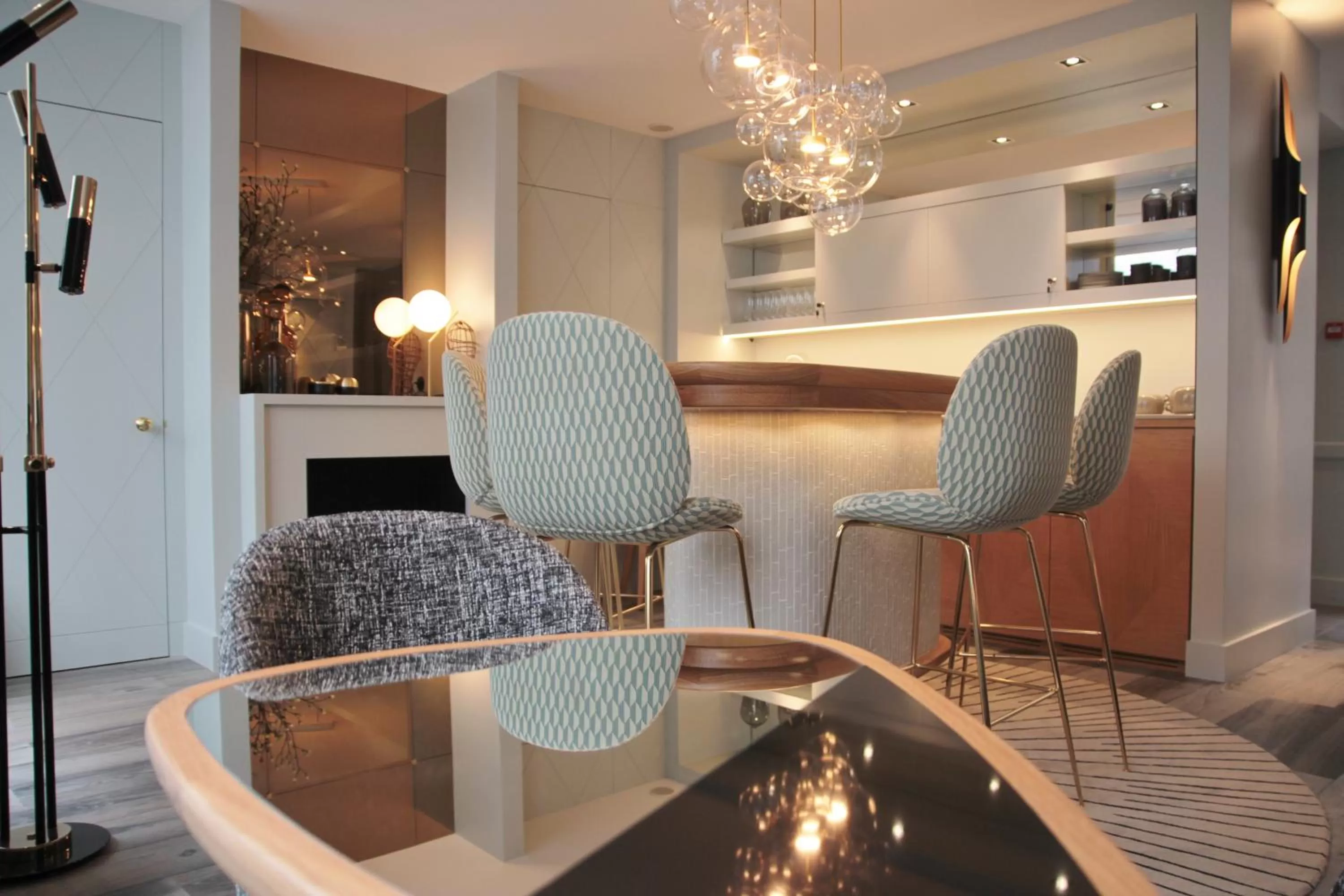 Lounge or bar in Millésime Hôtel