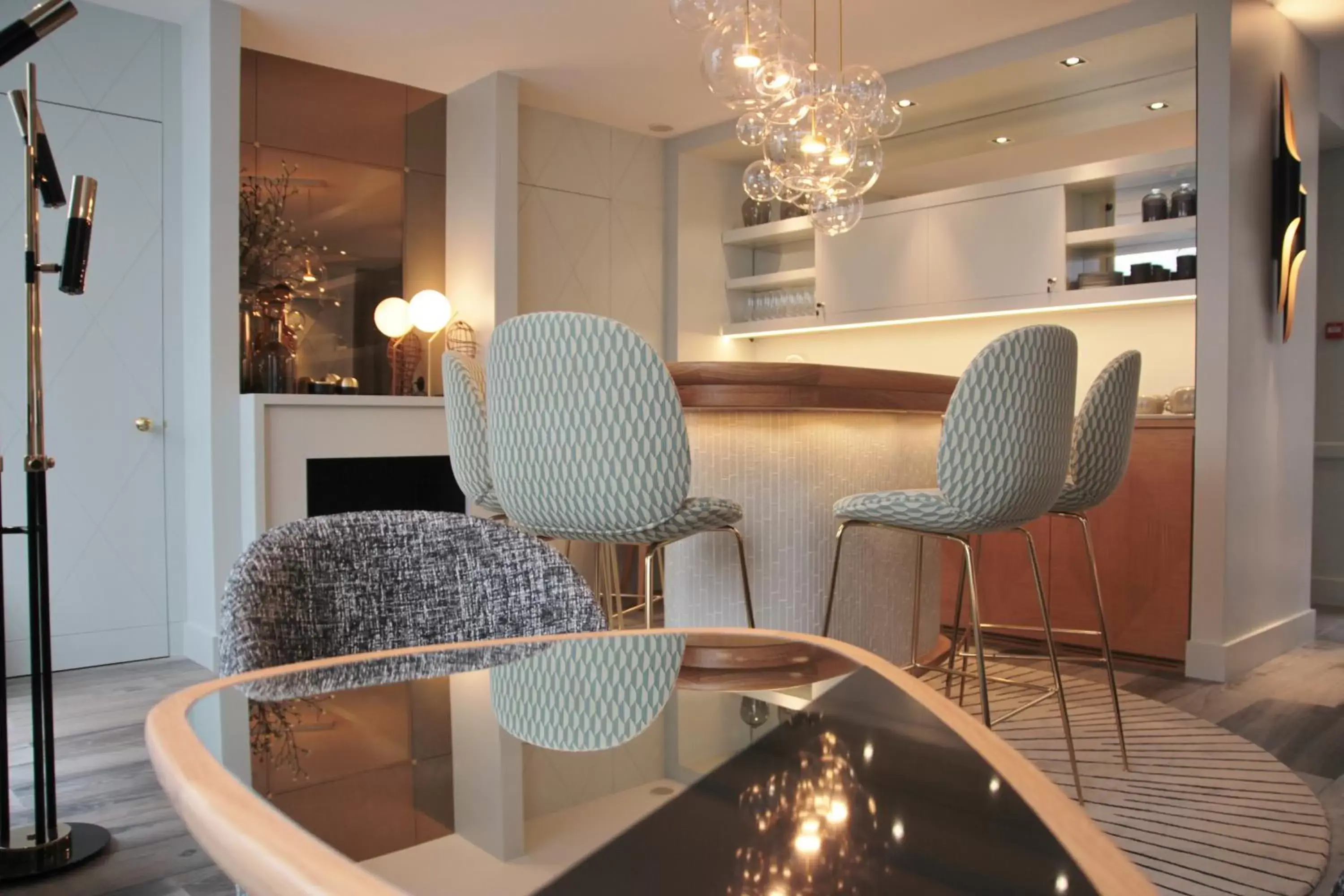 Lounge or bar in Millésime Hôtel Lounge or bar in Millésime Hôtel