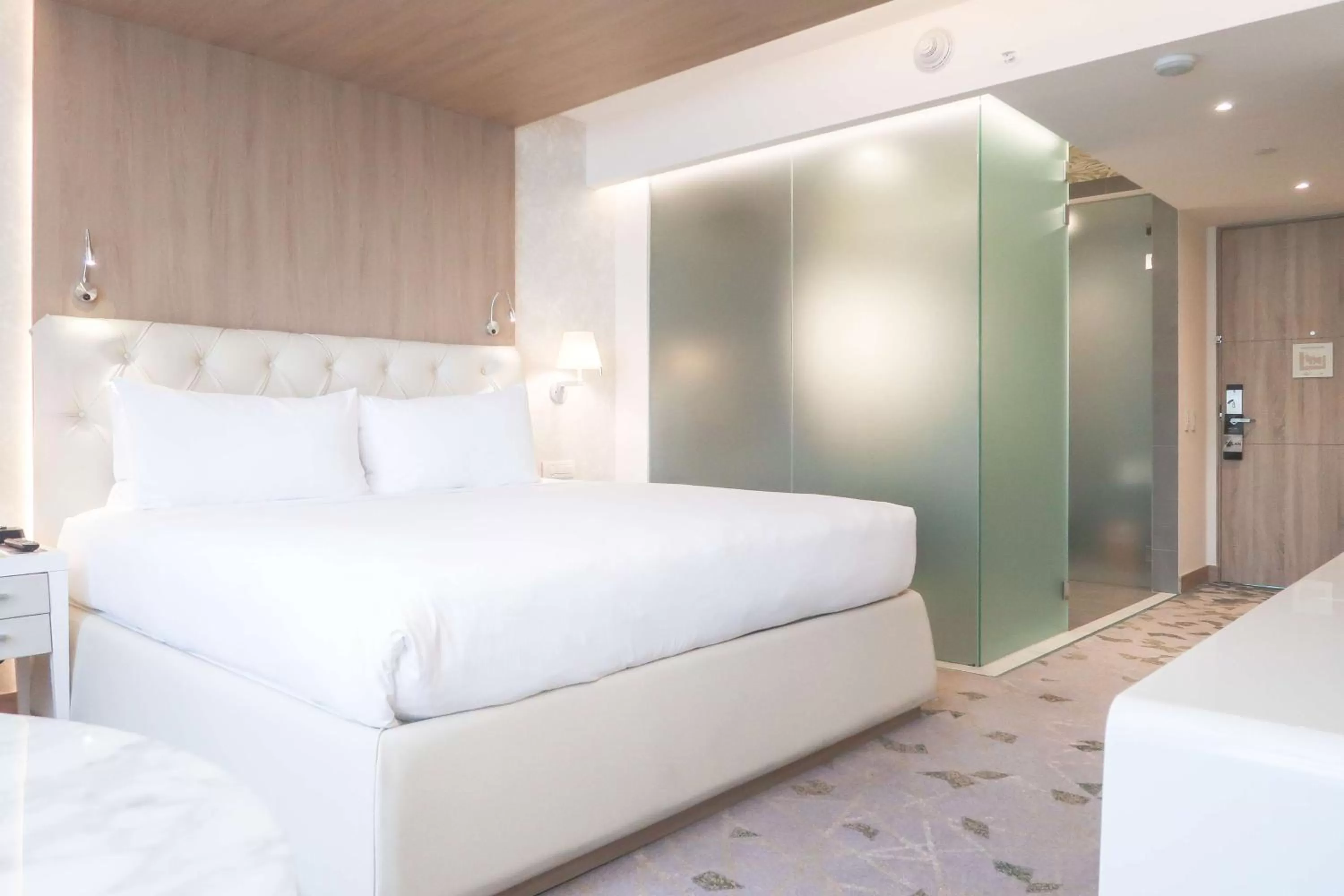 Bed in Gran Hotel Costa Rica, Curio Collection By Hilton