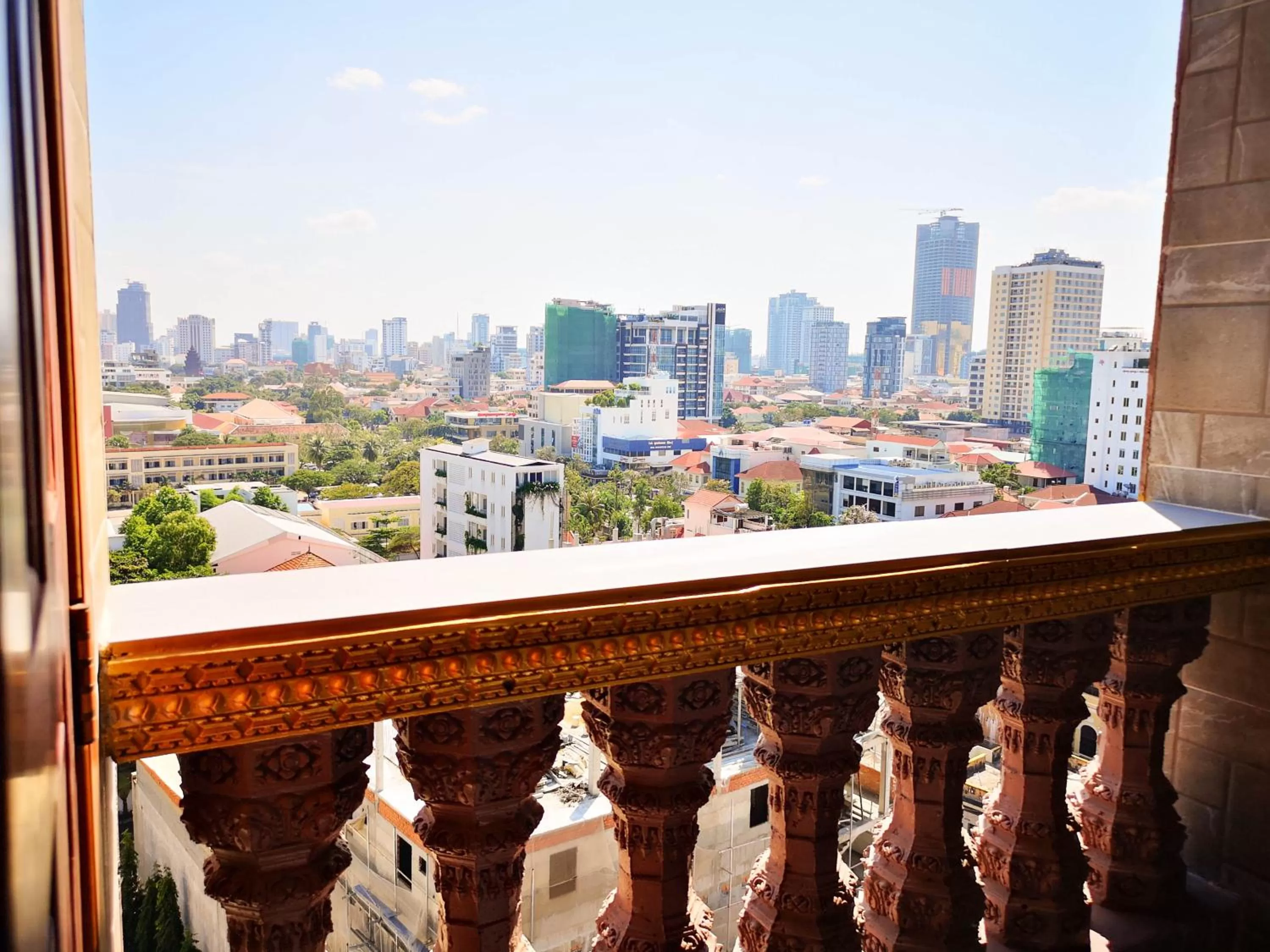 Patio in Okay Palace Hotel