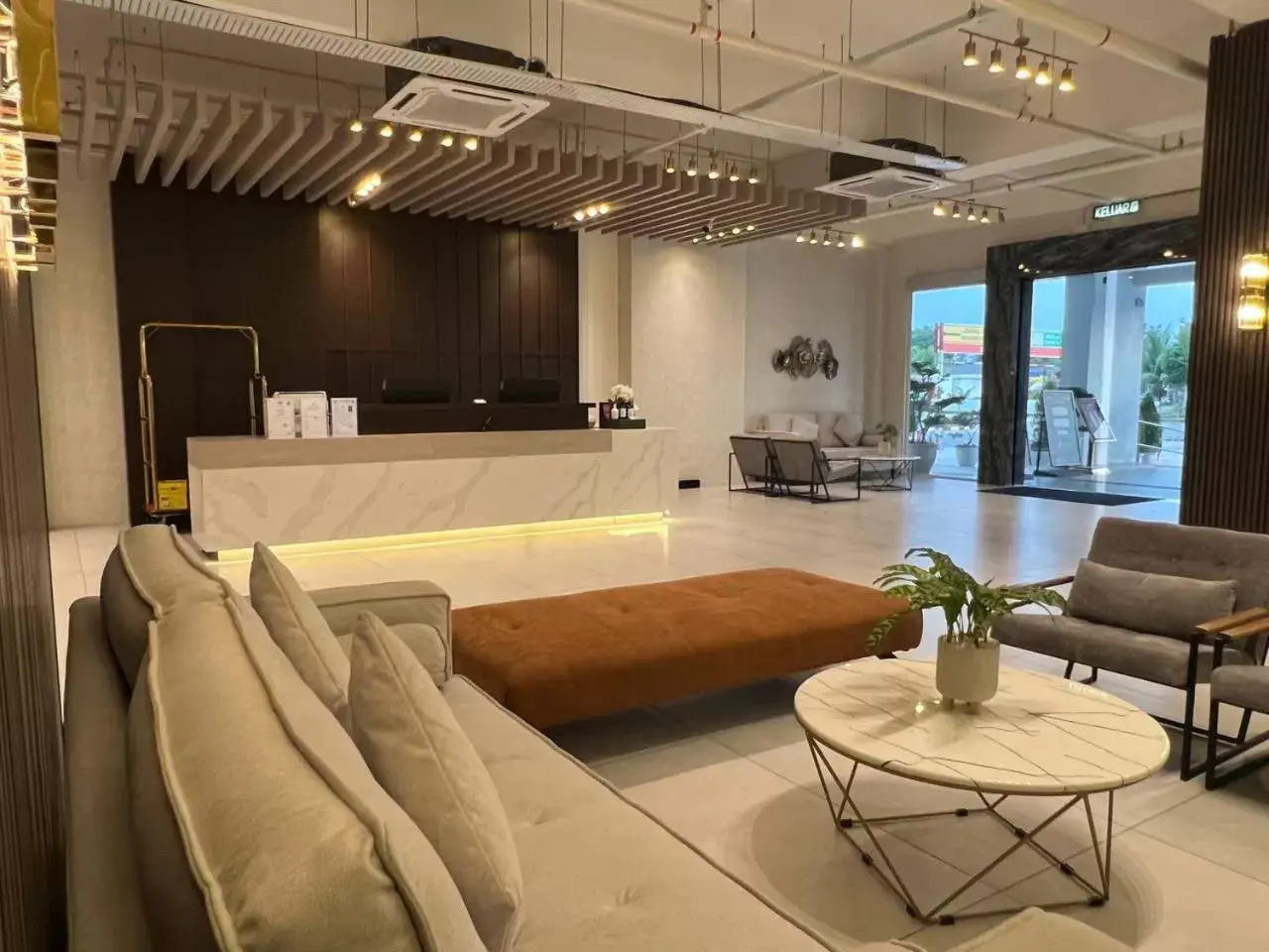 Property building in FUHOTEL Property building in FUHOTEL