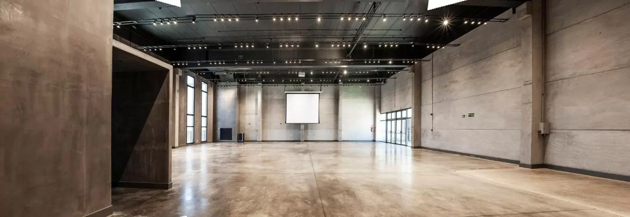 Spa and wellness centre/facilities in Holiday Inn Express - Farroupilha, um Hotel IHG Spa and wellness centre/facilities in Holiday Inn Express - Farroupilha, um Hotel IHG