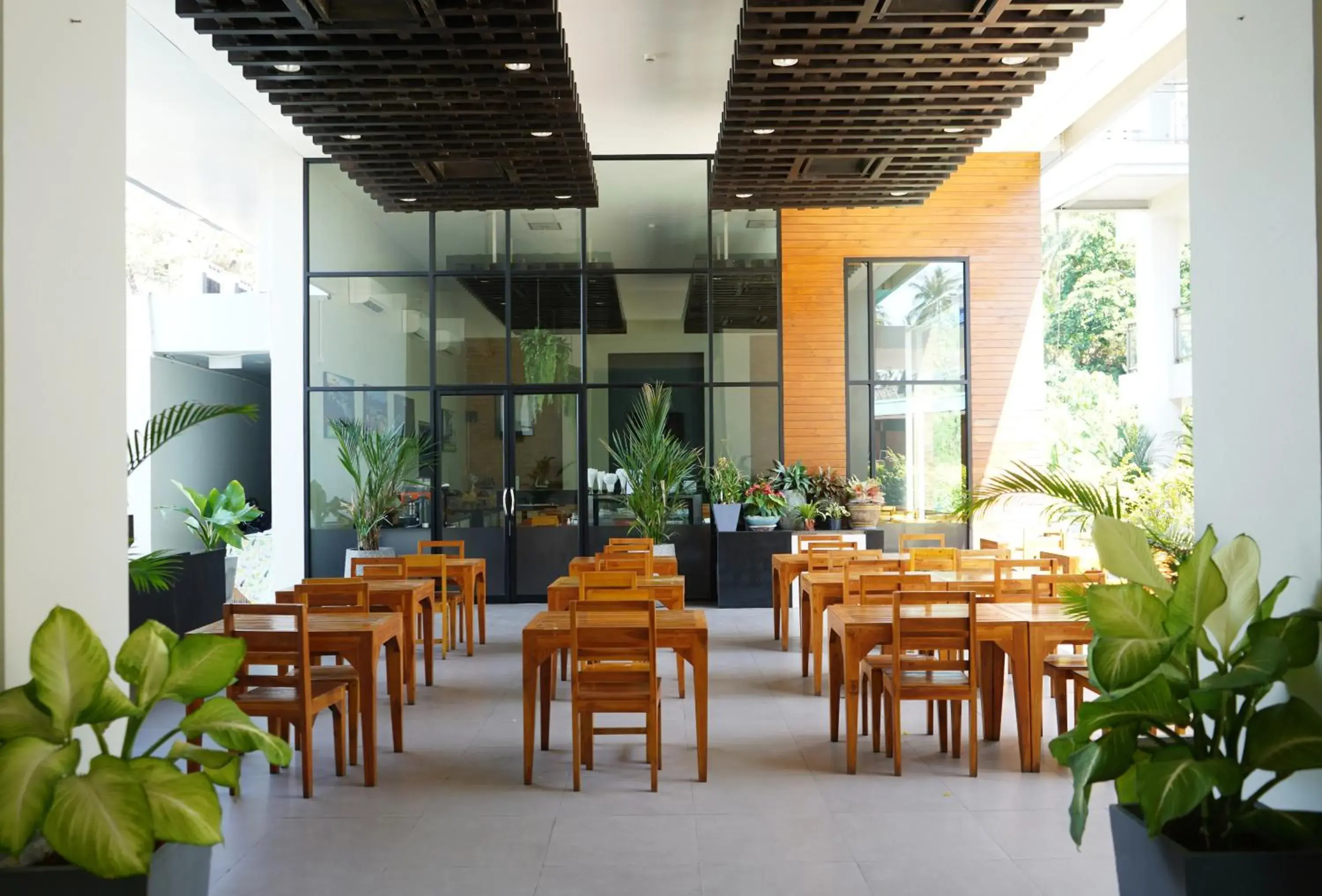 Restaurant/places to eat in Sugar Palm Grand Hillside - SHA Plus Restaurant/places to eat in Sugar Palm Grand Hillside - SHA Plus