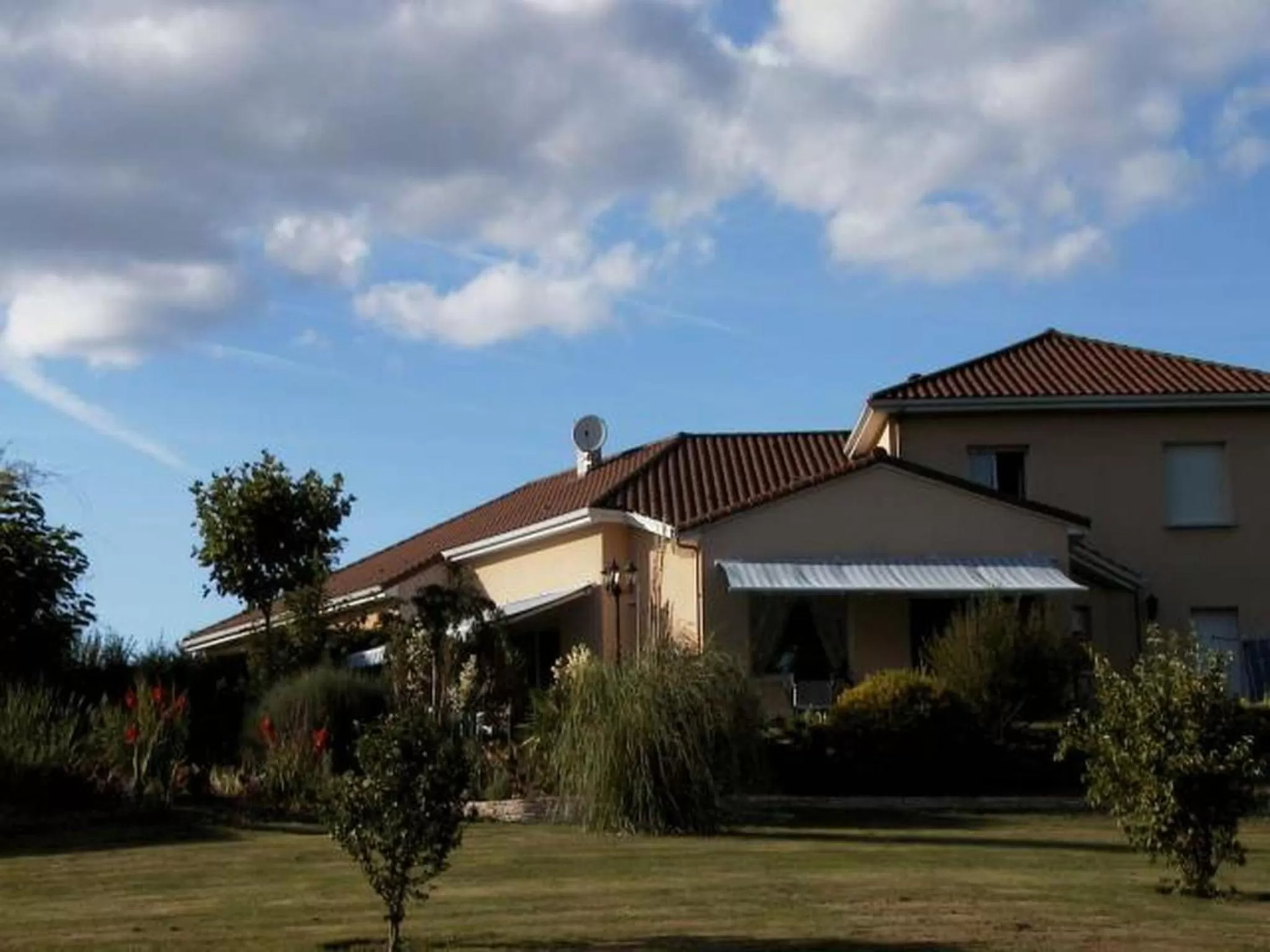 Property Building in Chambres d'Hôtes de l'Auraine