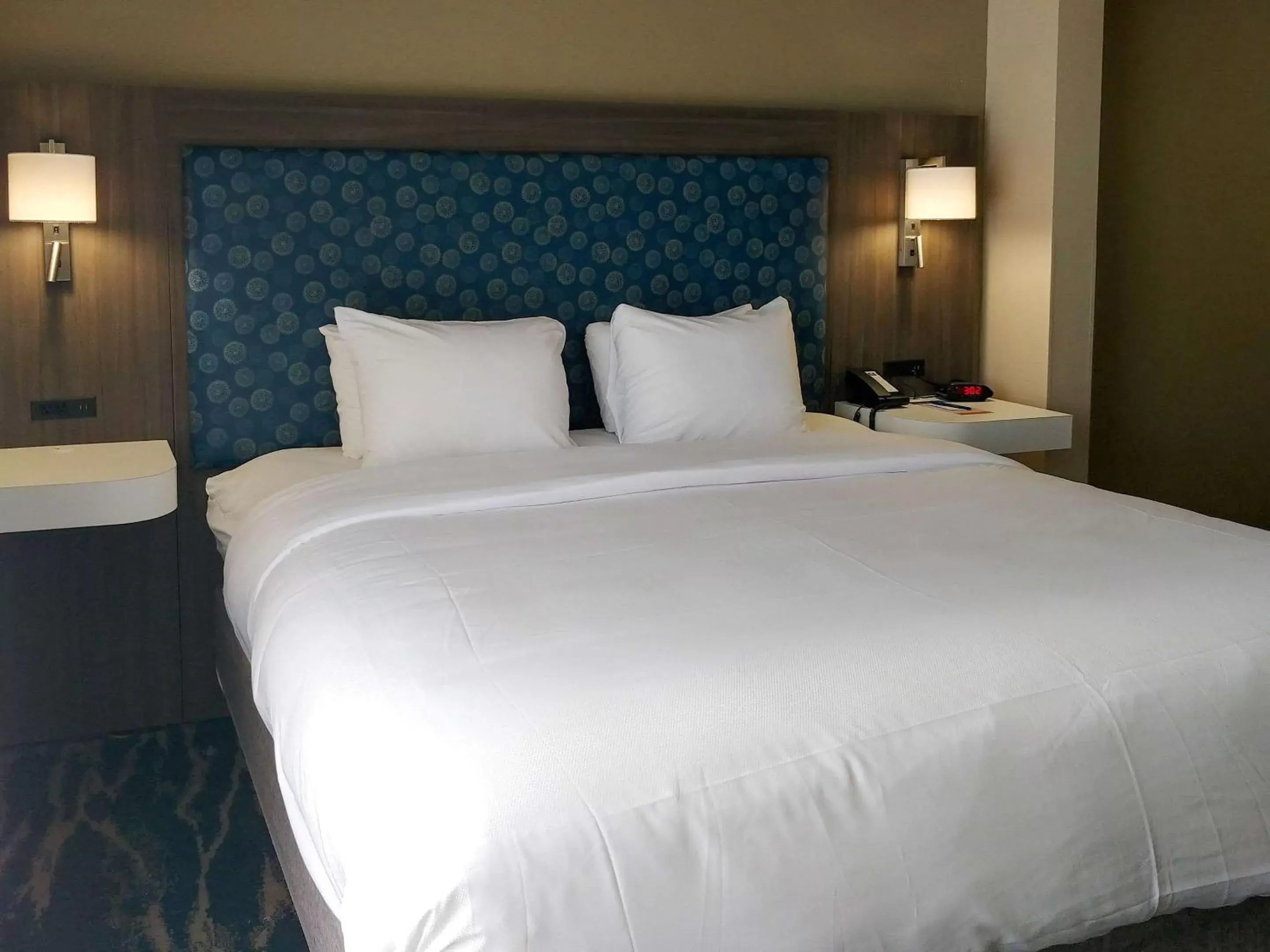 Bedroom, Bed in Comfort Inn & Suites Greenville Near Convention Center